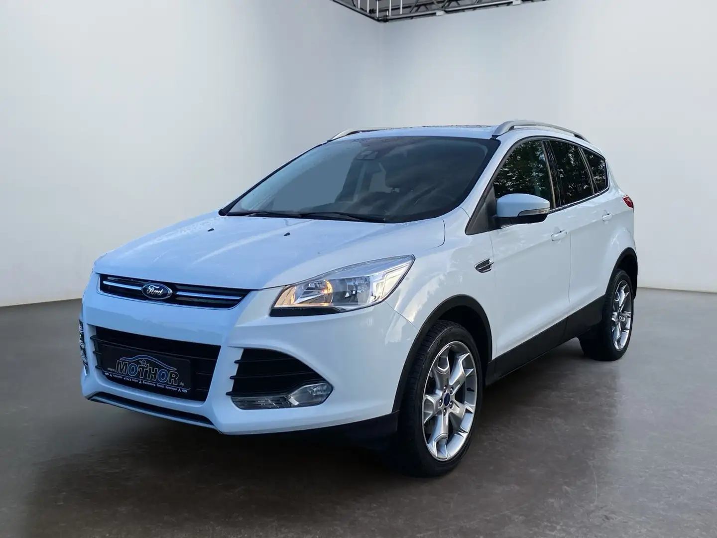Ford Kuga Titanium 2.0 TDCi 4WD TEMP KAM NAVI Blanc - 2