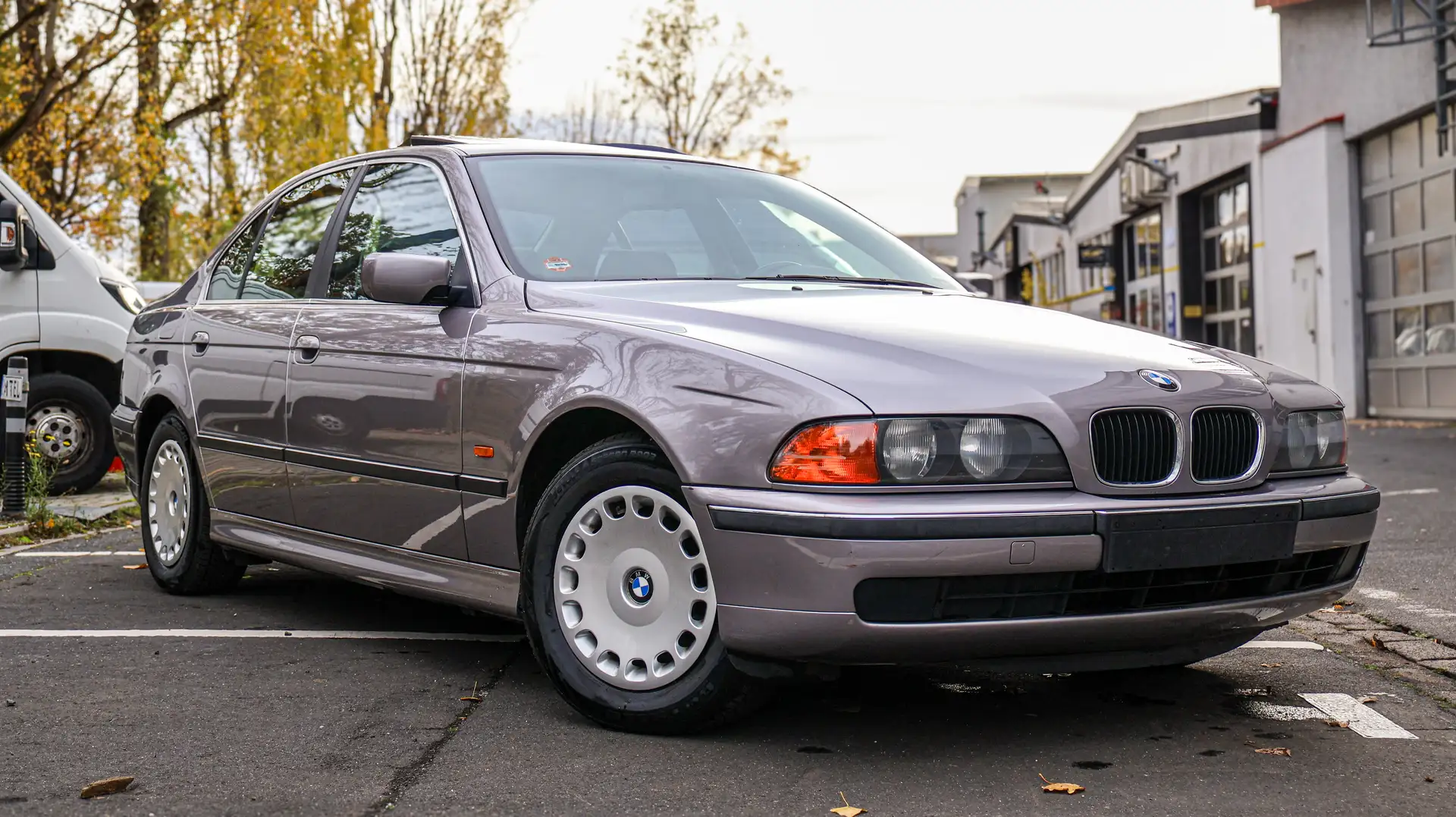 BMW 520 520i - 1
