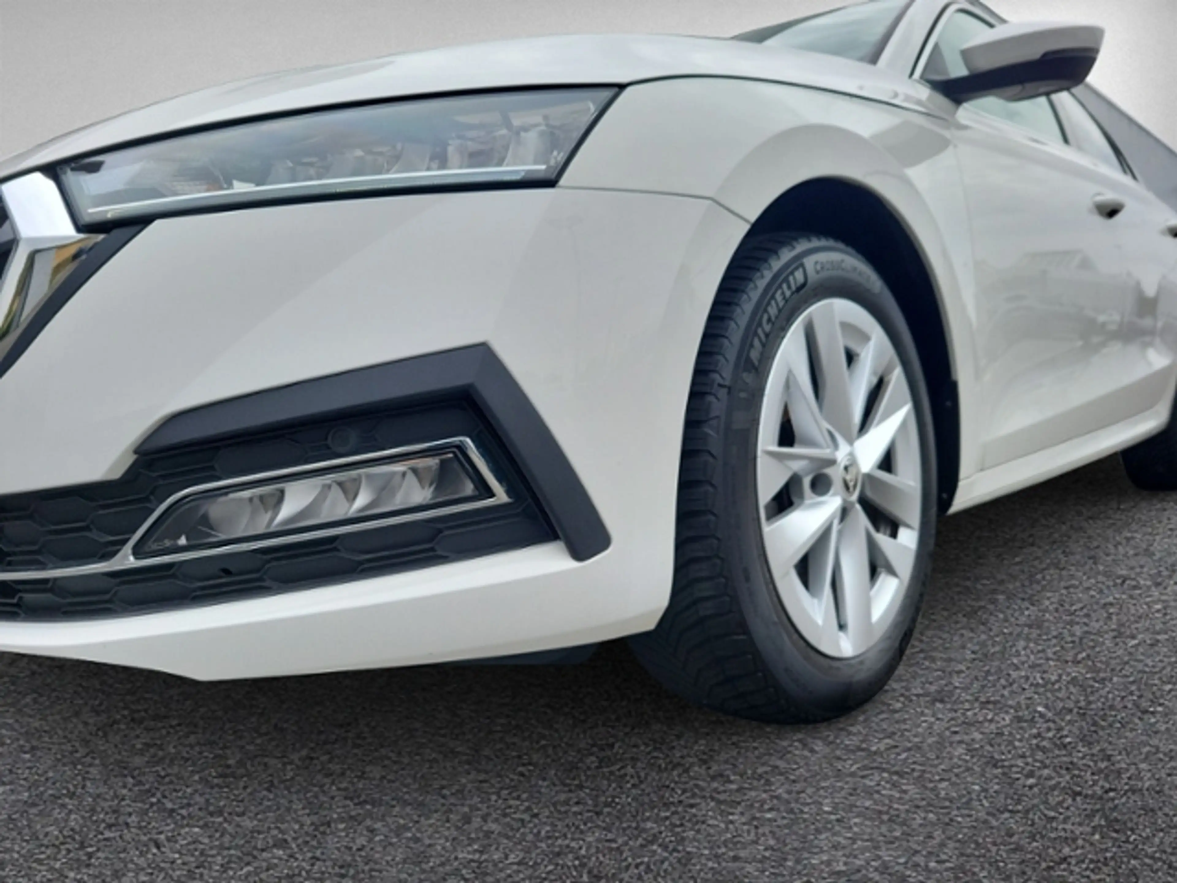 Skoda Octavia Combi 2.0 TDI DSG STYLE AHK+NAVI+ACC+LED — photo 5