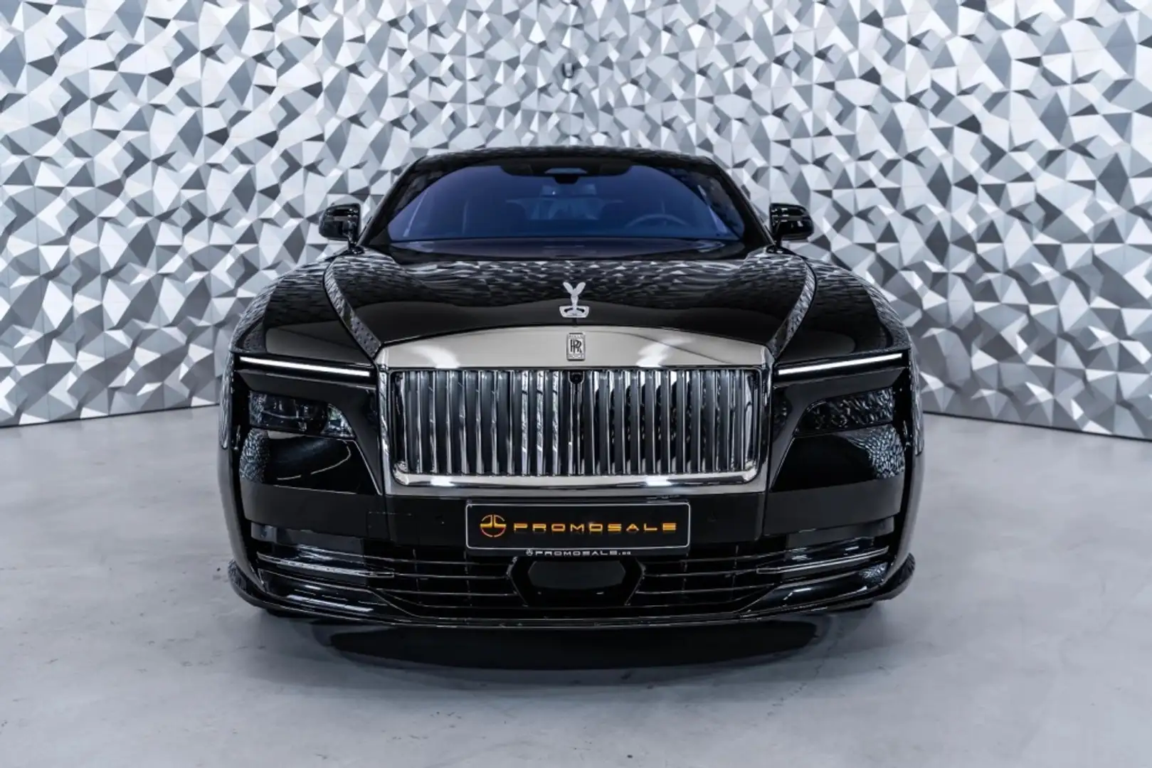 Rolls-Royce Spectre - 2
