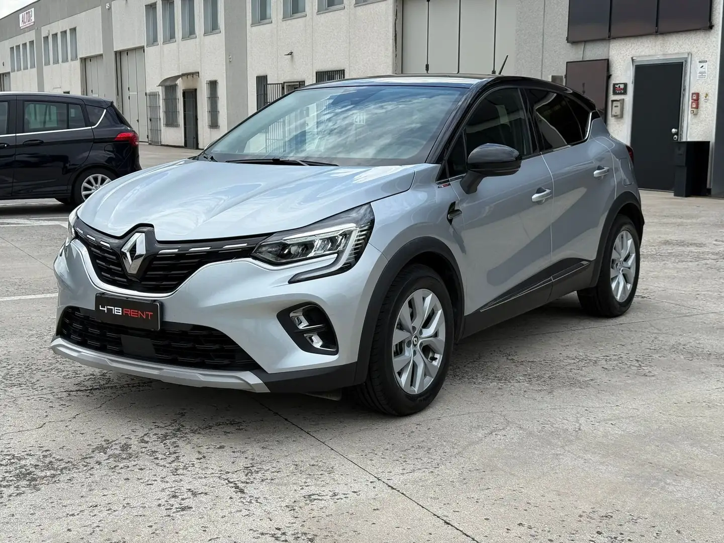 Renault Captur Captur Plug-in Hybrid E-Tech 160 CV Intens Argento - 1