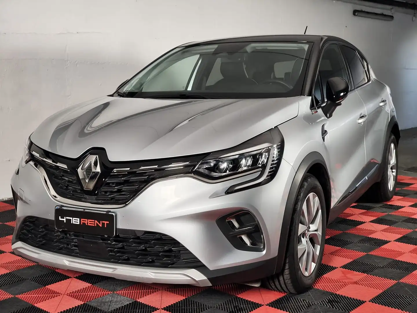 Renault Captur Captur Plug-in Hybrid E-Tech 160 CV Intens Ezüst - 1