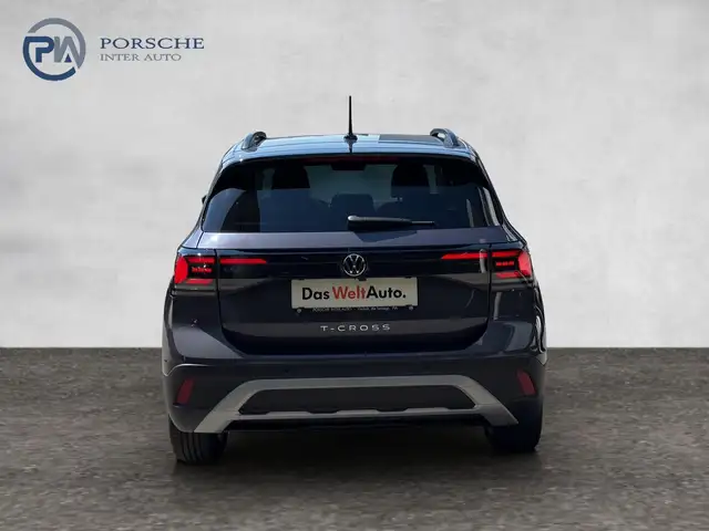 Volkswagen T-Cross view 5