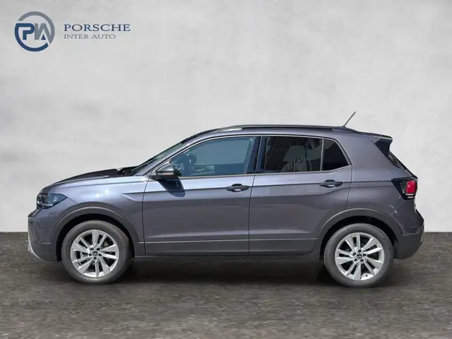 Volkswagen T-Cross view 3