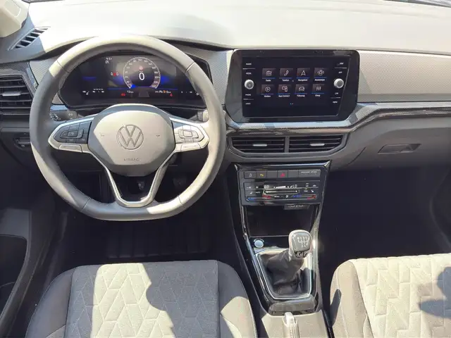 Volkswagen T-Cross view 7
