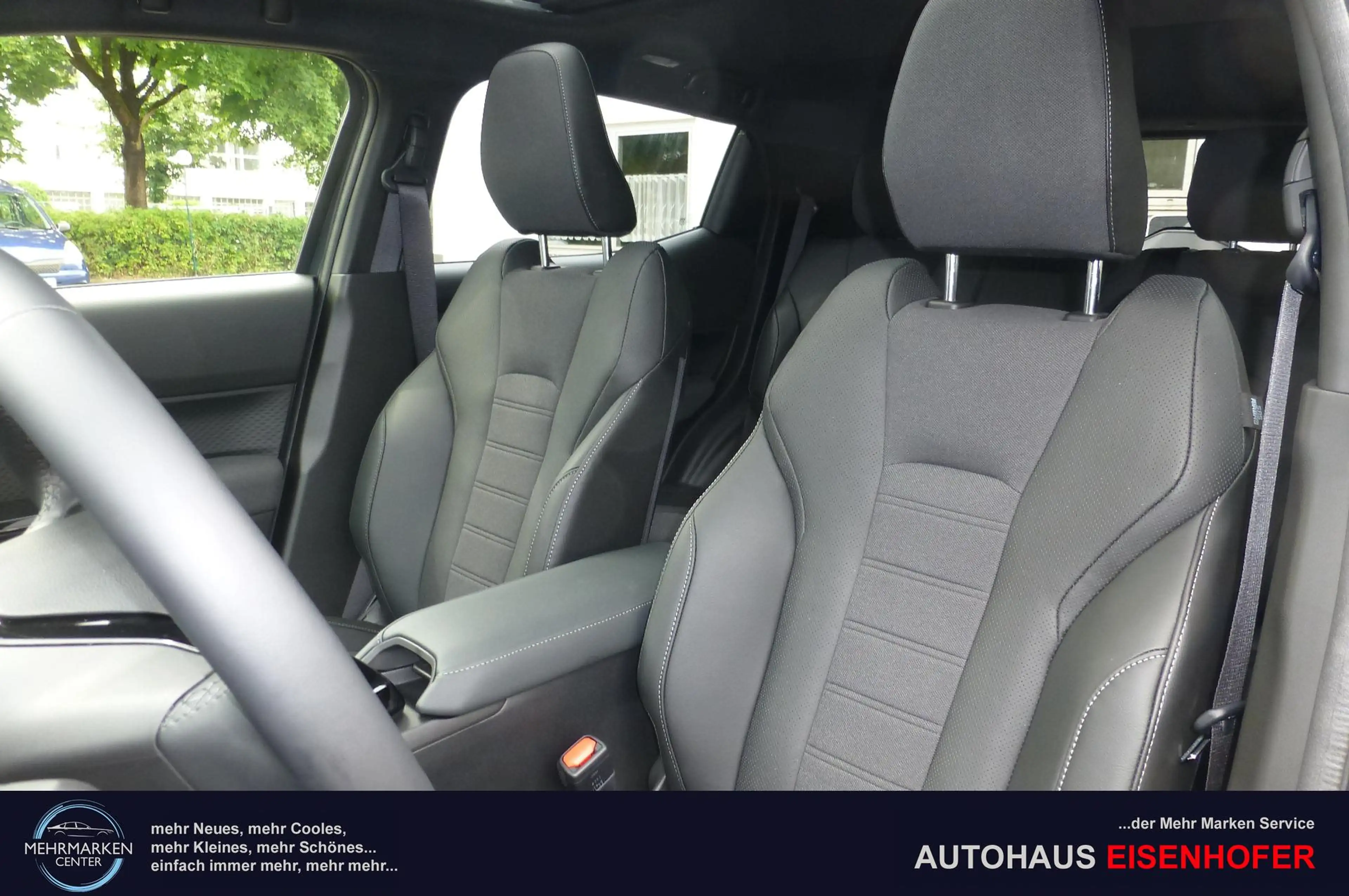 Toyota Urban Cruiser 128KW Lounge JPL, Teilleder, Glasdach, 128 kW (... — photo 13