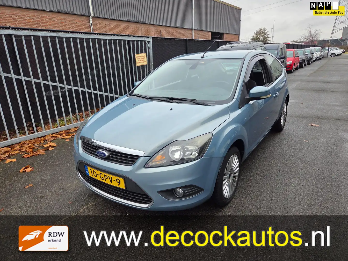 Ford Focus 1.6 Titanium/TREKHAAK Bleu - 1
