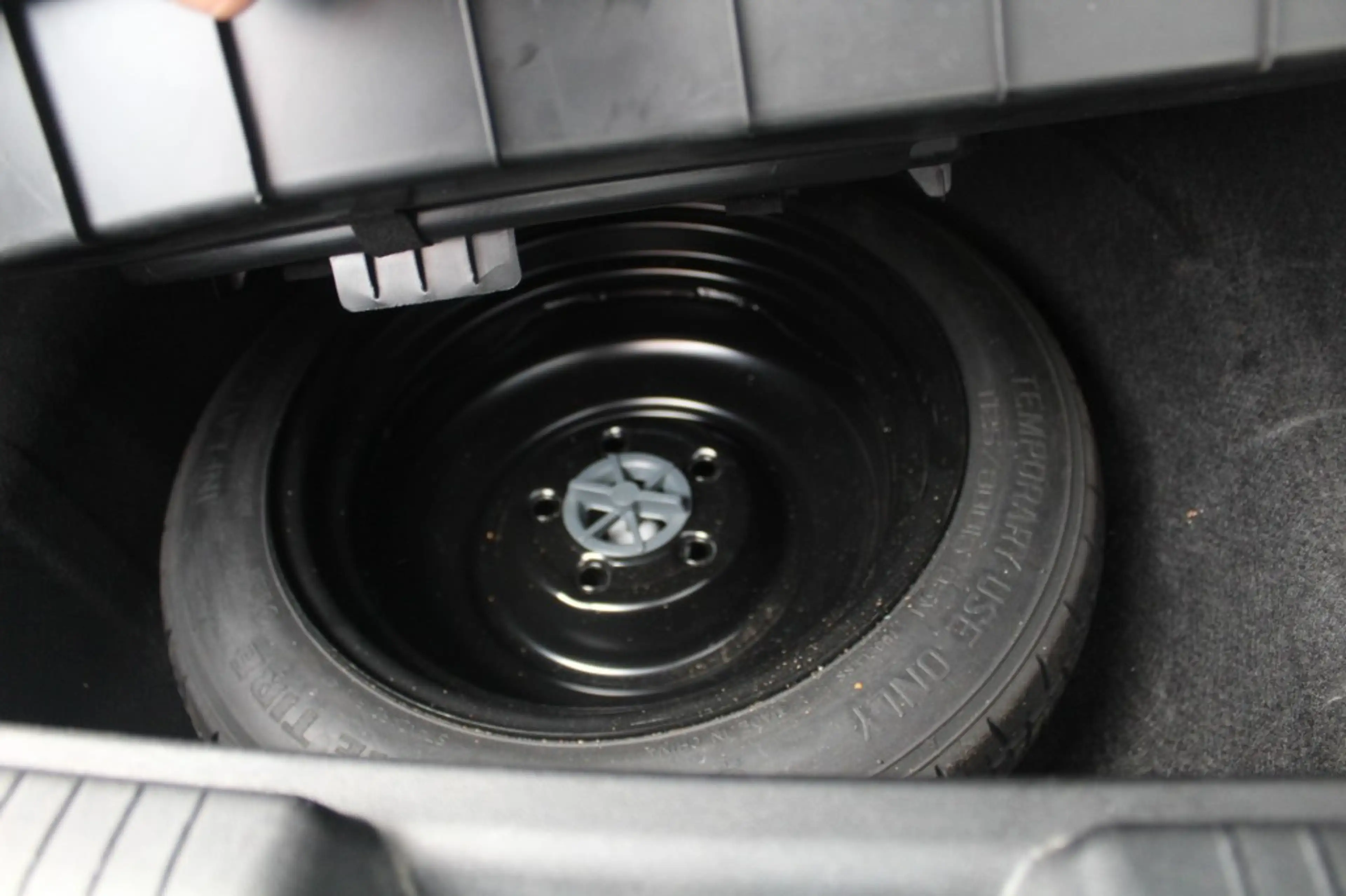 Hyundai iX20 comfort 1.6 -125 PK dealer onderhouden-1ste eigena — photo 45