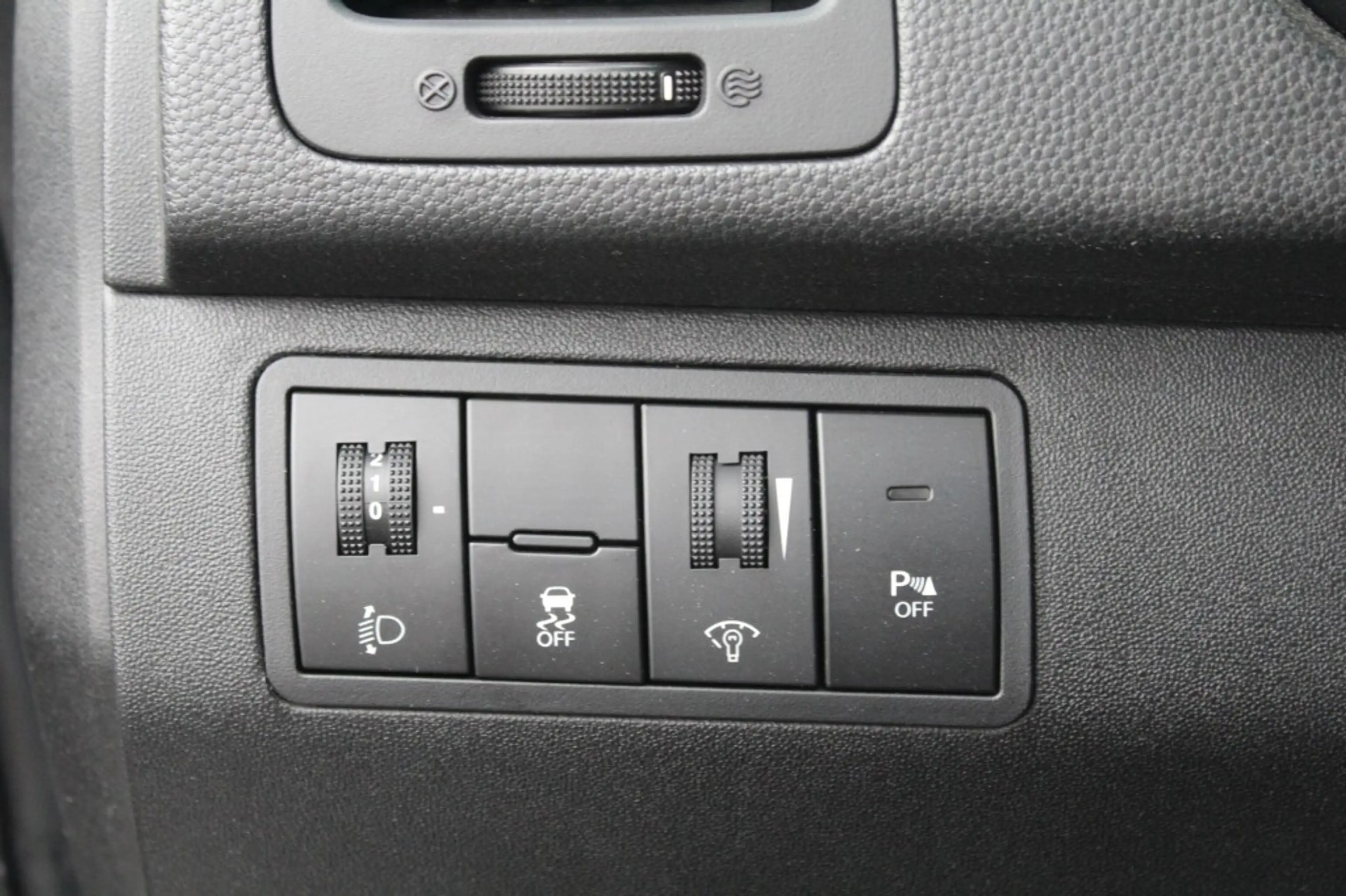 Hyundai iX20 comfort 1.6 -125 PK dealer onderhouden-1ste eigena — photo 11
