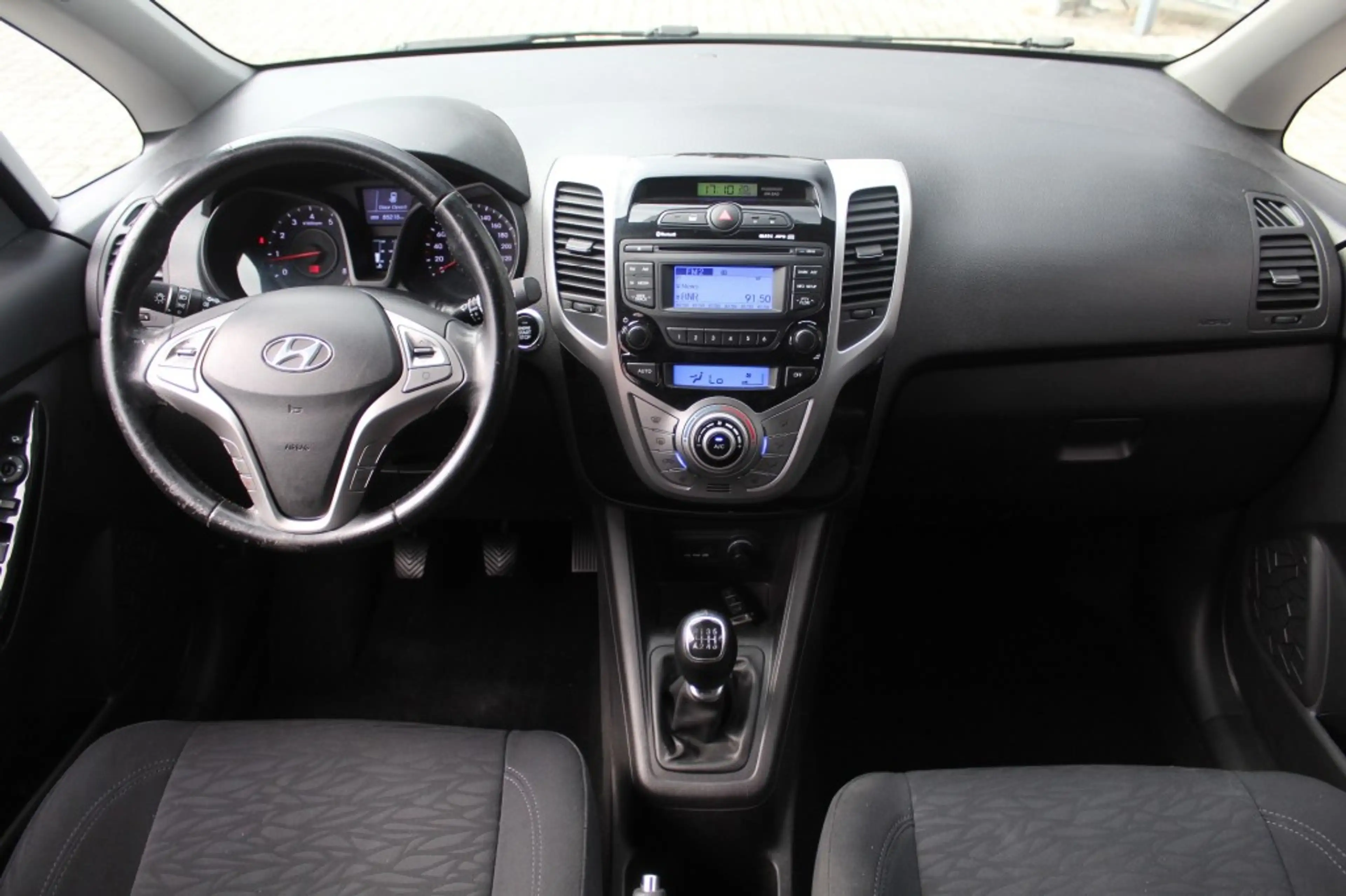 Hyundai iX20 comfort 1.6 -125 PK dealer onderhouden-1ste eigena — photo 16
