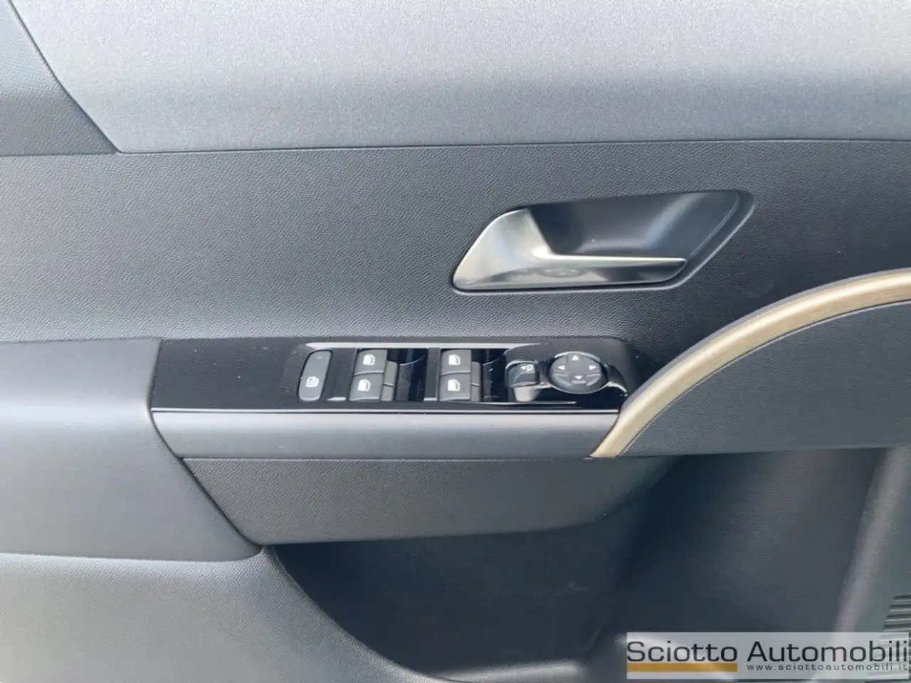 Lancia Ypsilon 2026 — фото 12