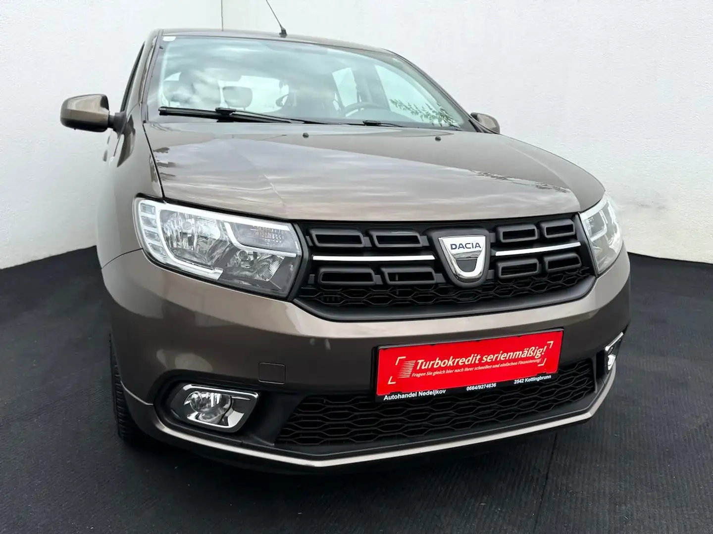Dacia Sandero Comfort Braun - 2