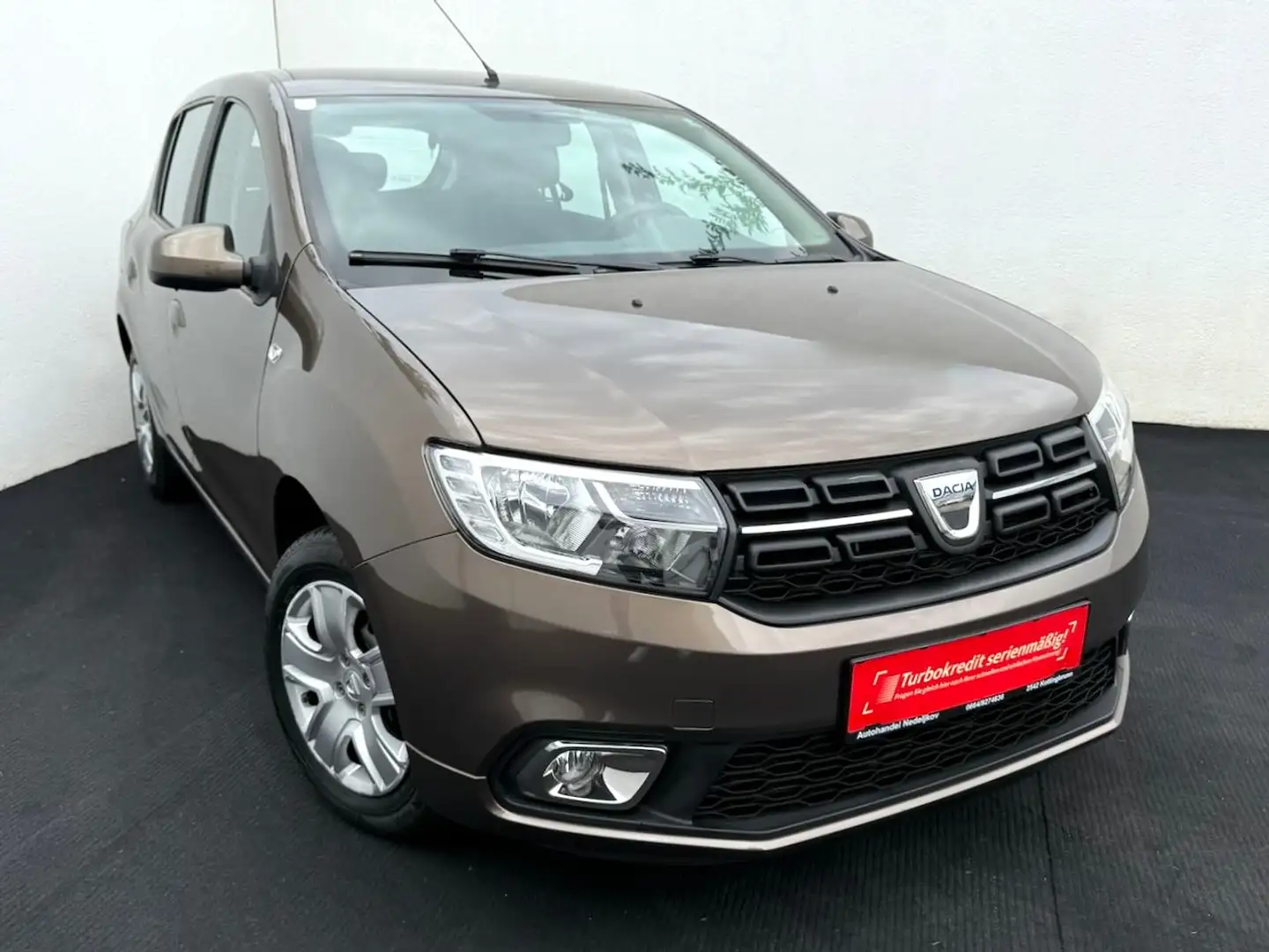 Dacia Sandero Comfort Braun - 1
