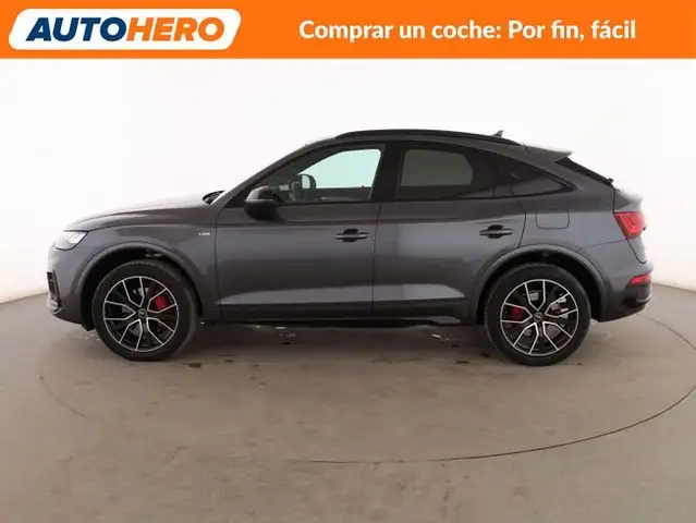 Audi Q5 view 3