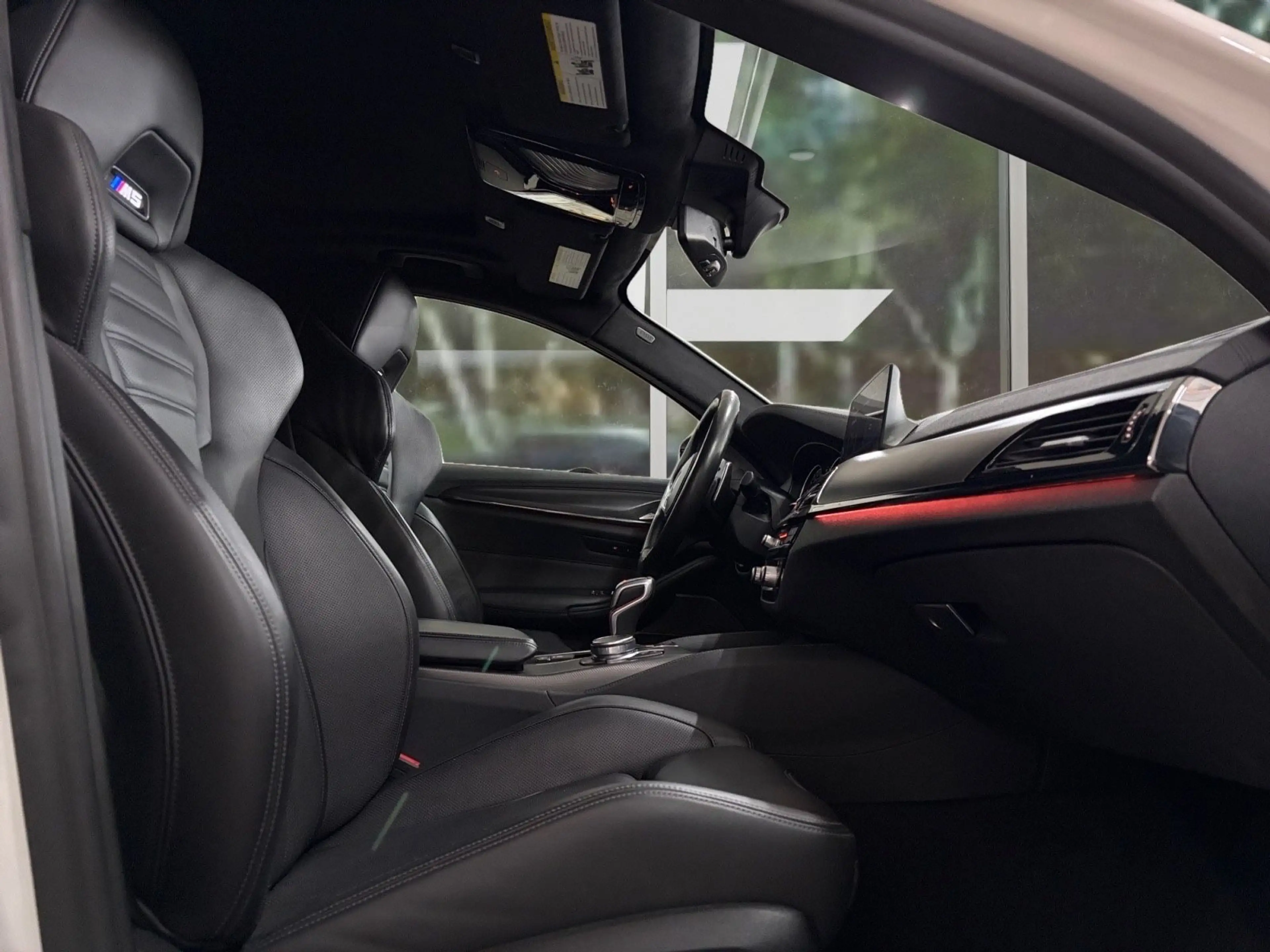 BMW M5 xDrive Aut., Harman/Kardon , Inspektion Neu — photo 10