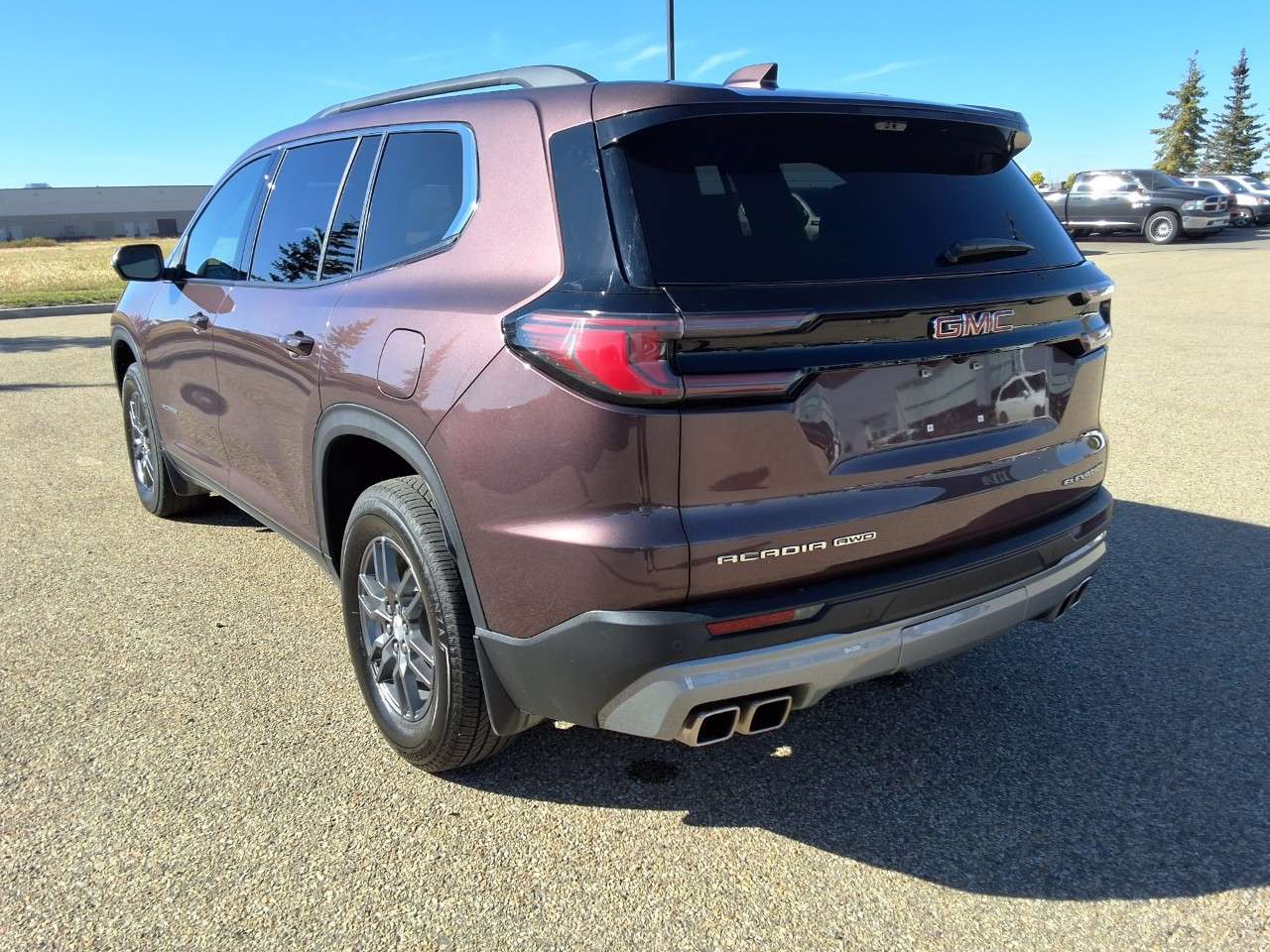 2026 GMC Acadia — photo 5