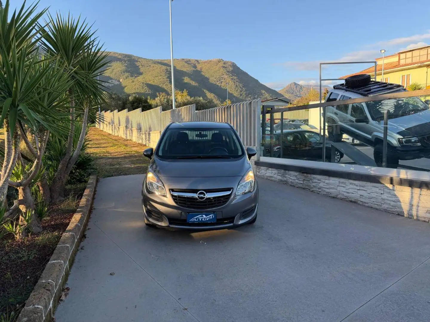 Opel Meriva 1.4 T 120 CV GPL Tech Innovation Gris - 2