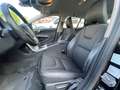 Volvo V60 Kombi Momentum Schwarz - thumbnail 10