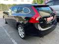 Volvo V60 Kombi Momentum Schwarz - thumbnail 4