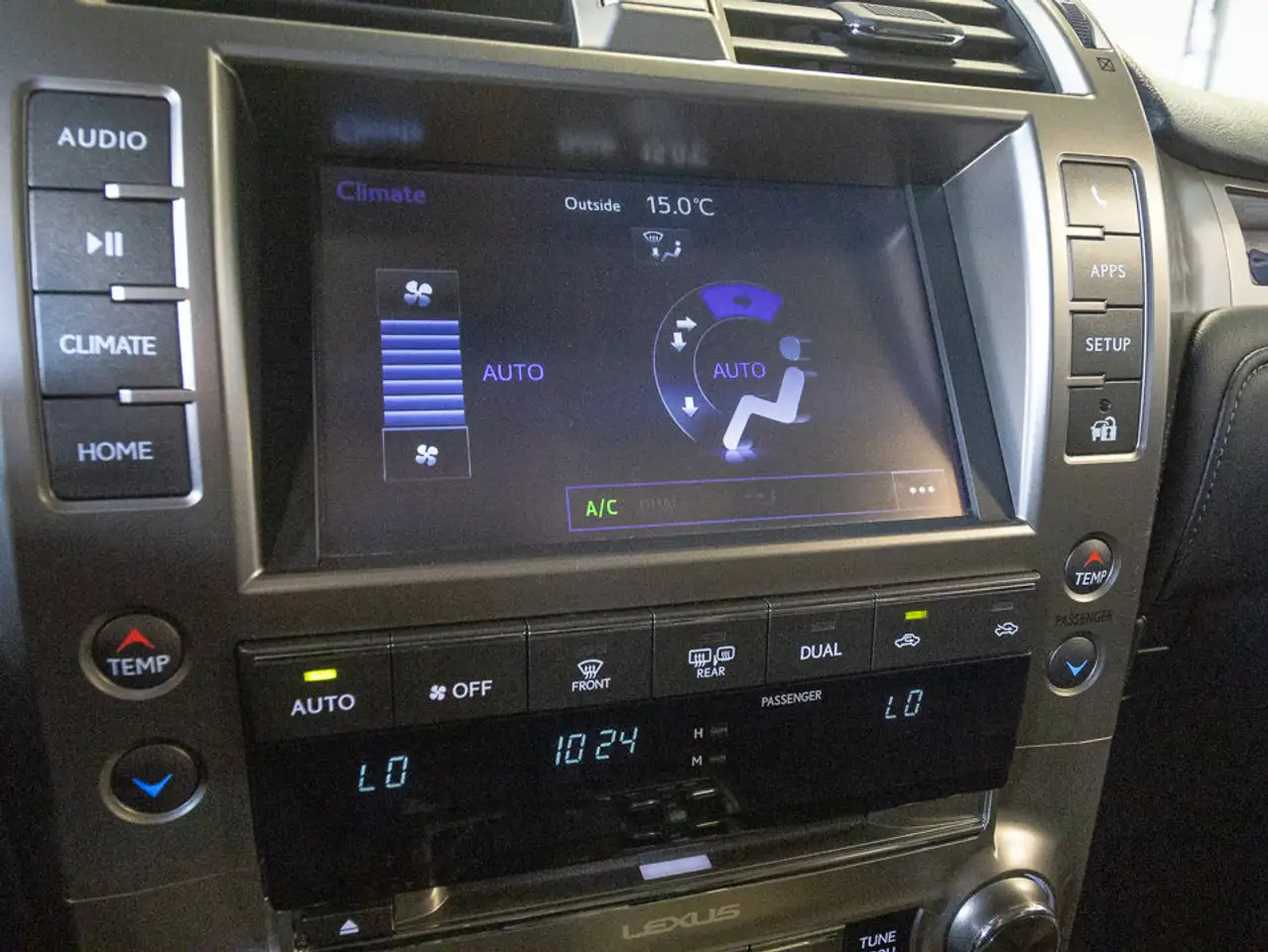 Lexus GX снимка Lexus GX