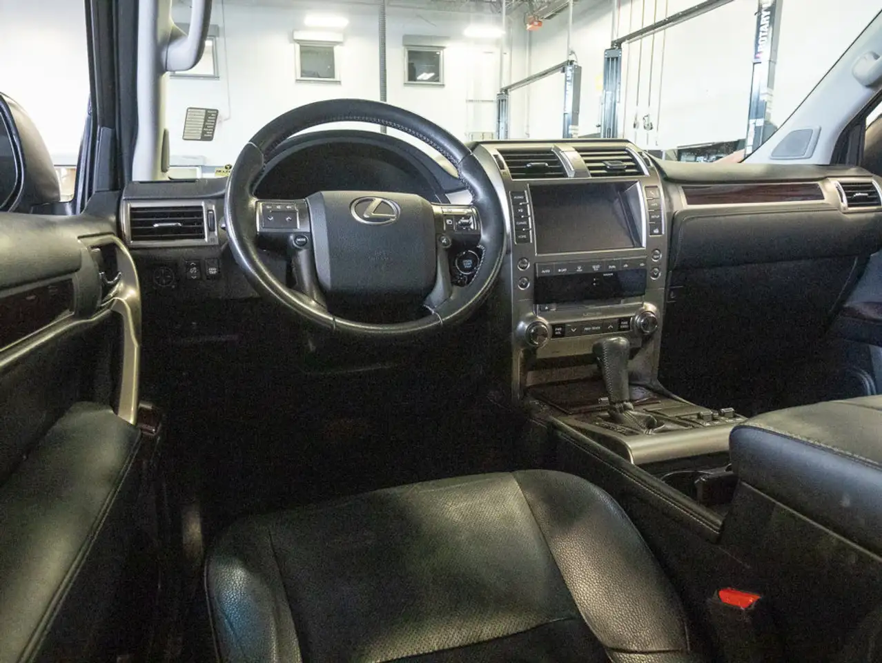 Lexus GX снимка Lexus GX