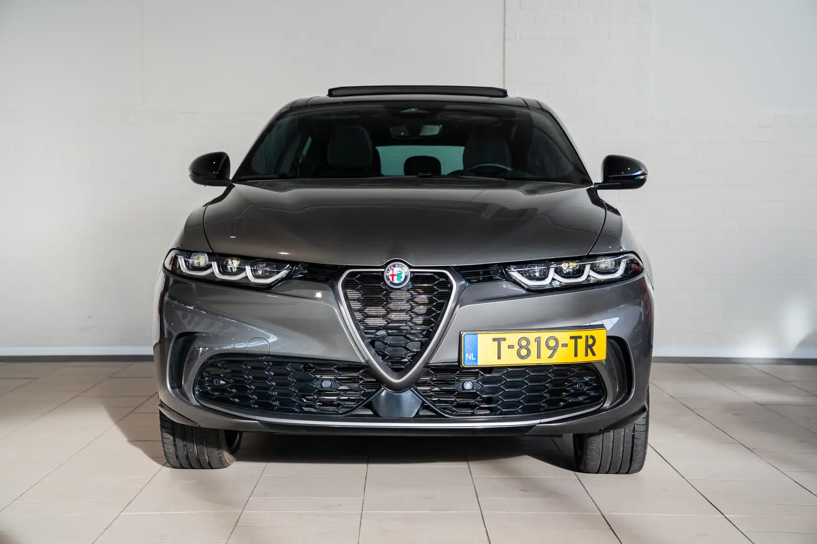 Alfa Romeo Tonale 1.3T PHEV 280PK Edizione Speciale | Schuif-kanteld Gris - 2