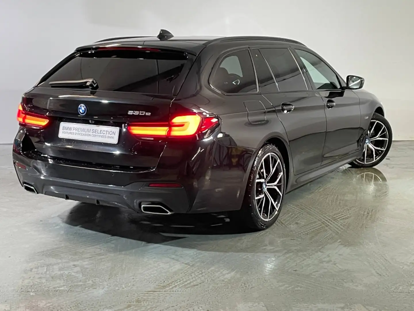 BMW 530 530eA 292ch M Sport Steptronic 10cv Schwarz - 2