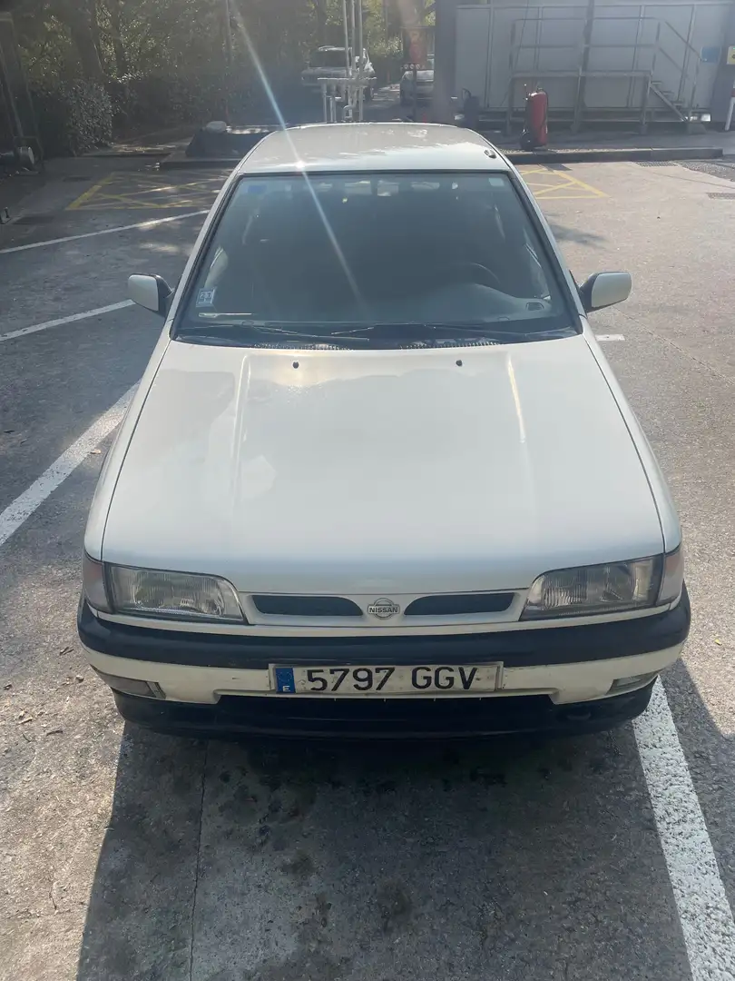 Nissan Sunny Sunny 2.0 16v GTI A.A. Biały - 1