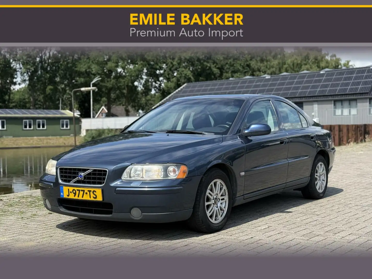 Volvo S60 2.4 Blauw - 1