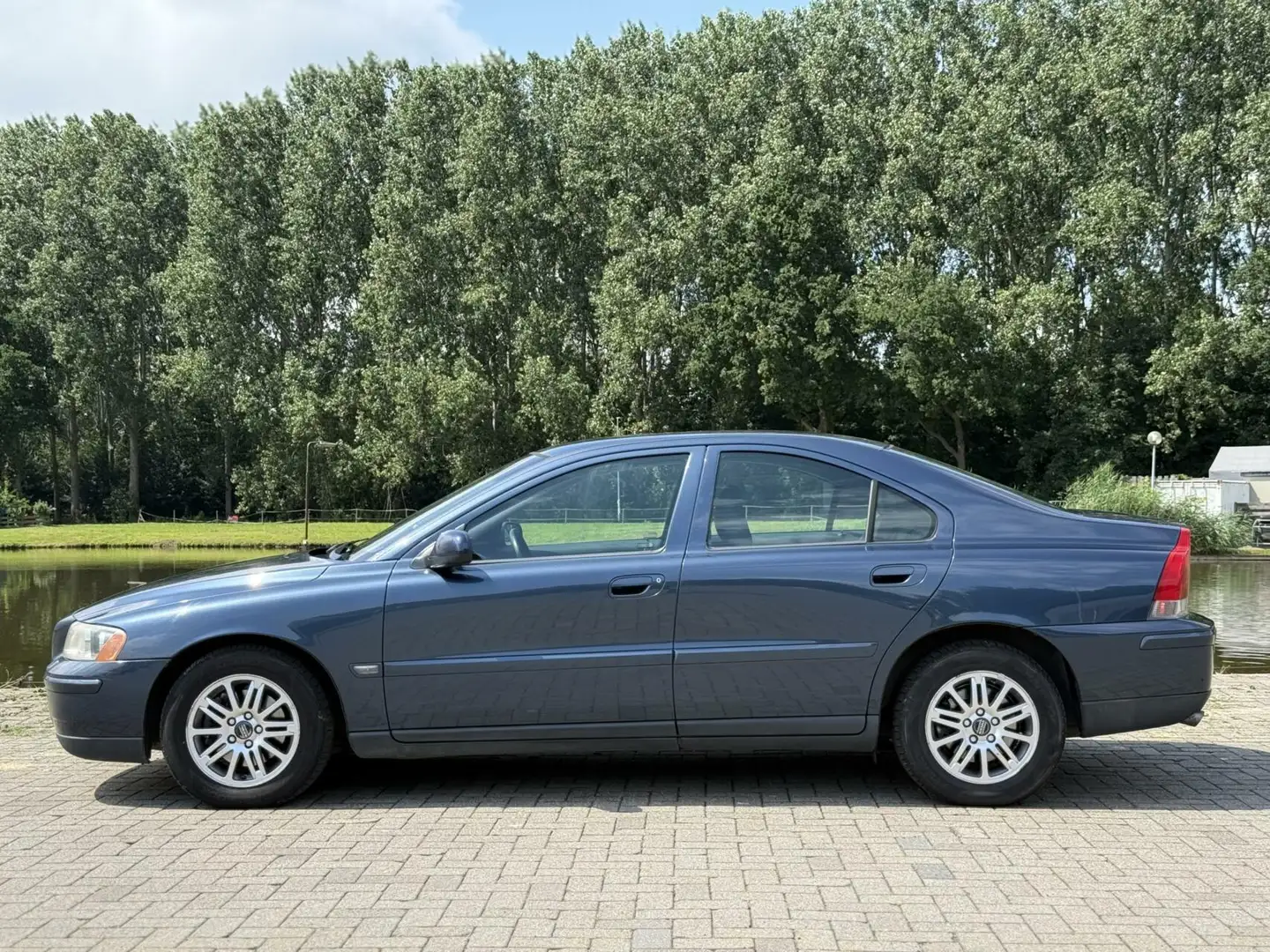 Volvo S60 2.4 Blauw - 2