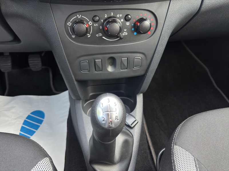 Dacia Sandero II Stepway Essential~NAVI~Freisprechanlage~Elektro — photo 11