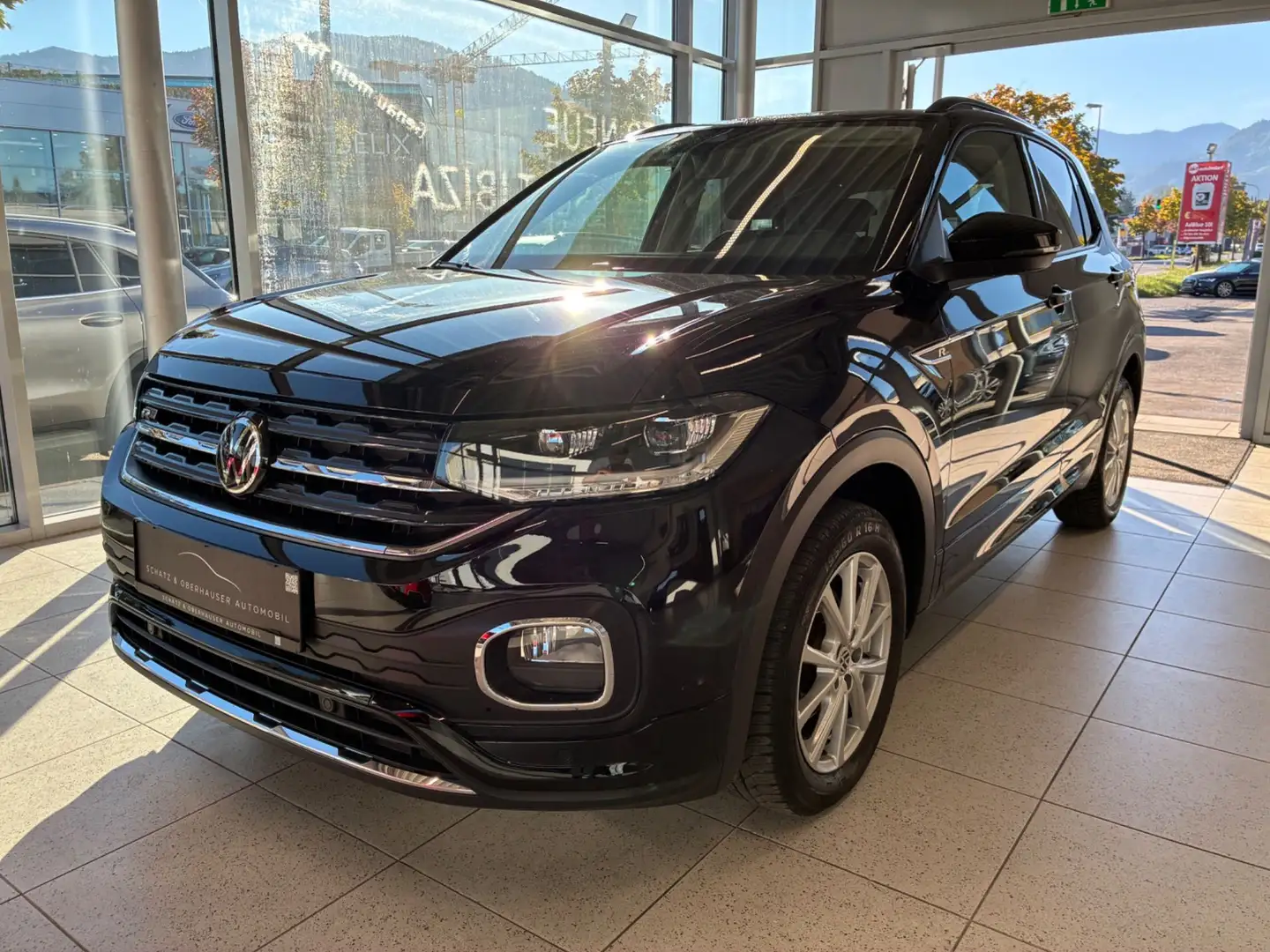 Volkswagen T-Cross 1.0 TSI Life OPF (EURO 6d) Schwarz - 1