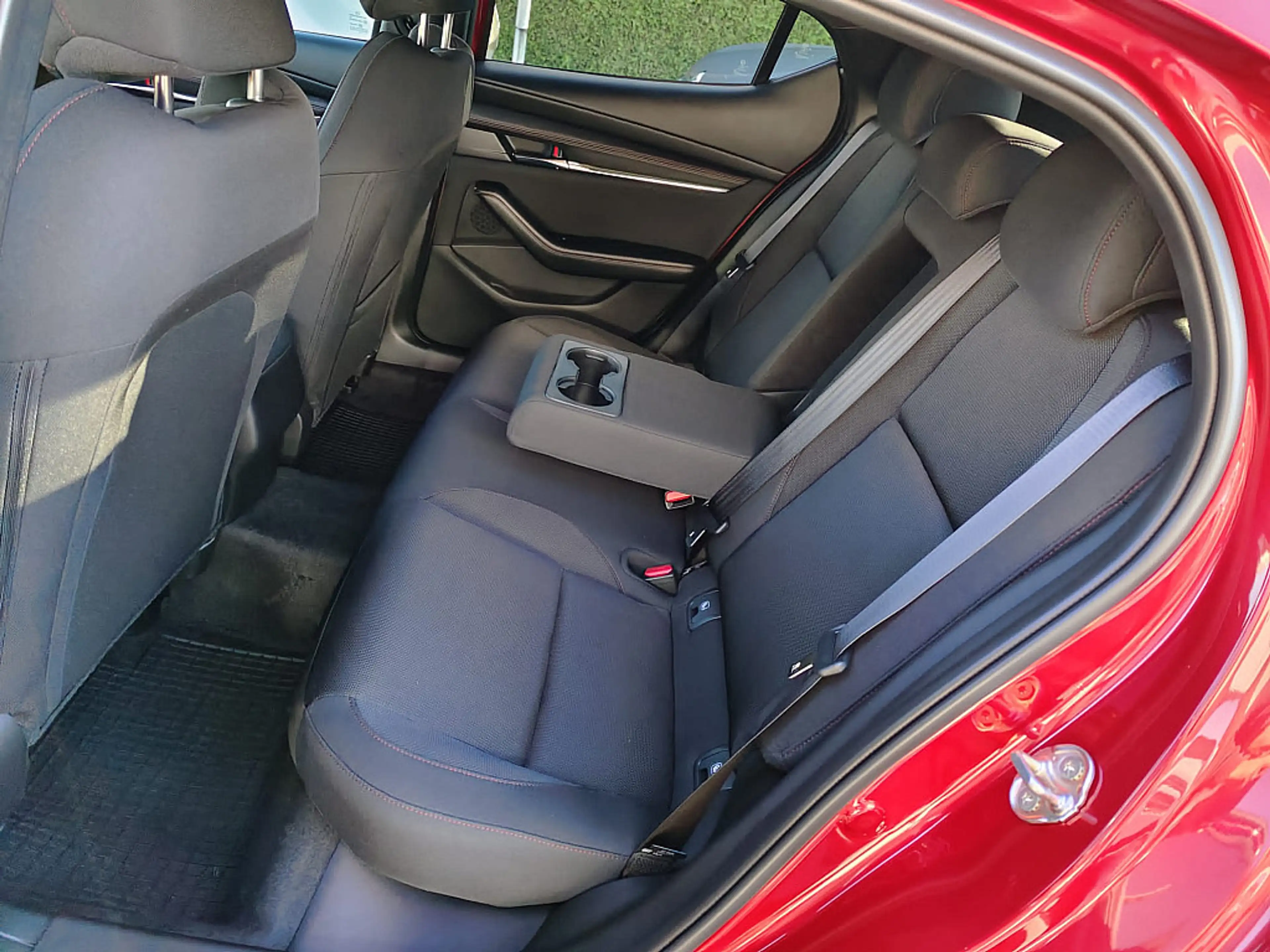 Mazda 3 Mazda3 e-Skyactiv-G140 2,5i 4-Zylinder Exclusiv... — photo 15