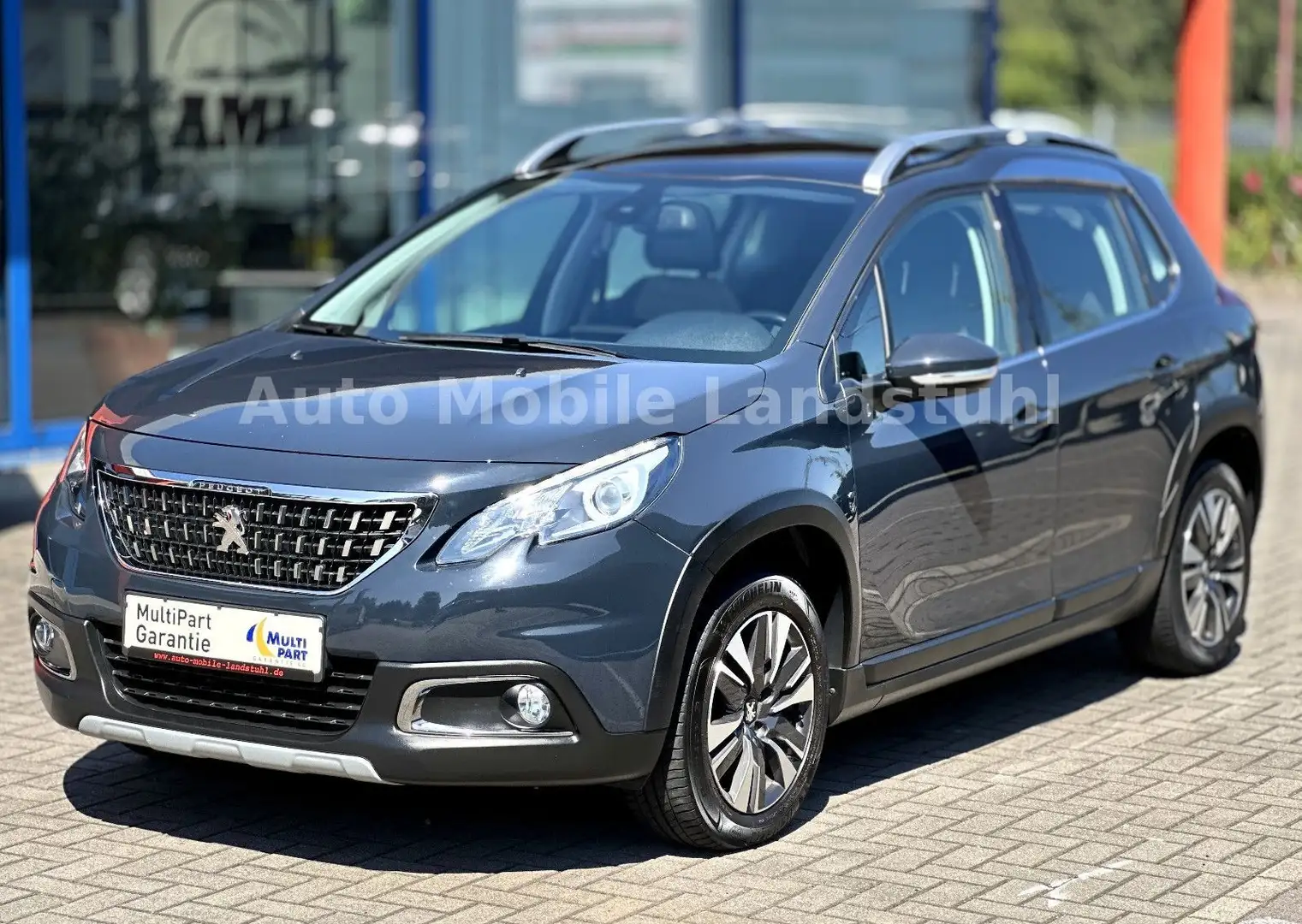 Peugeot 2008 *ALLURE*PDC*KLIMAUT*SITZHZ*PANORAMA*AHK*ALU* Grau - 1