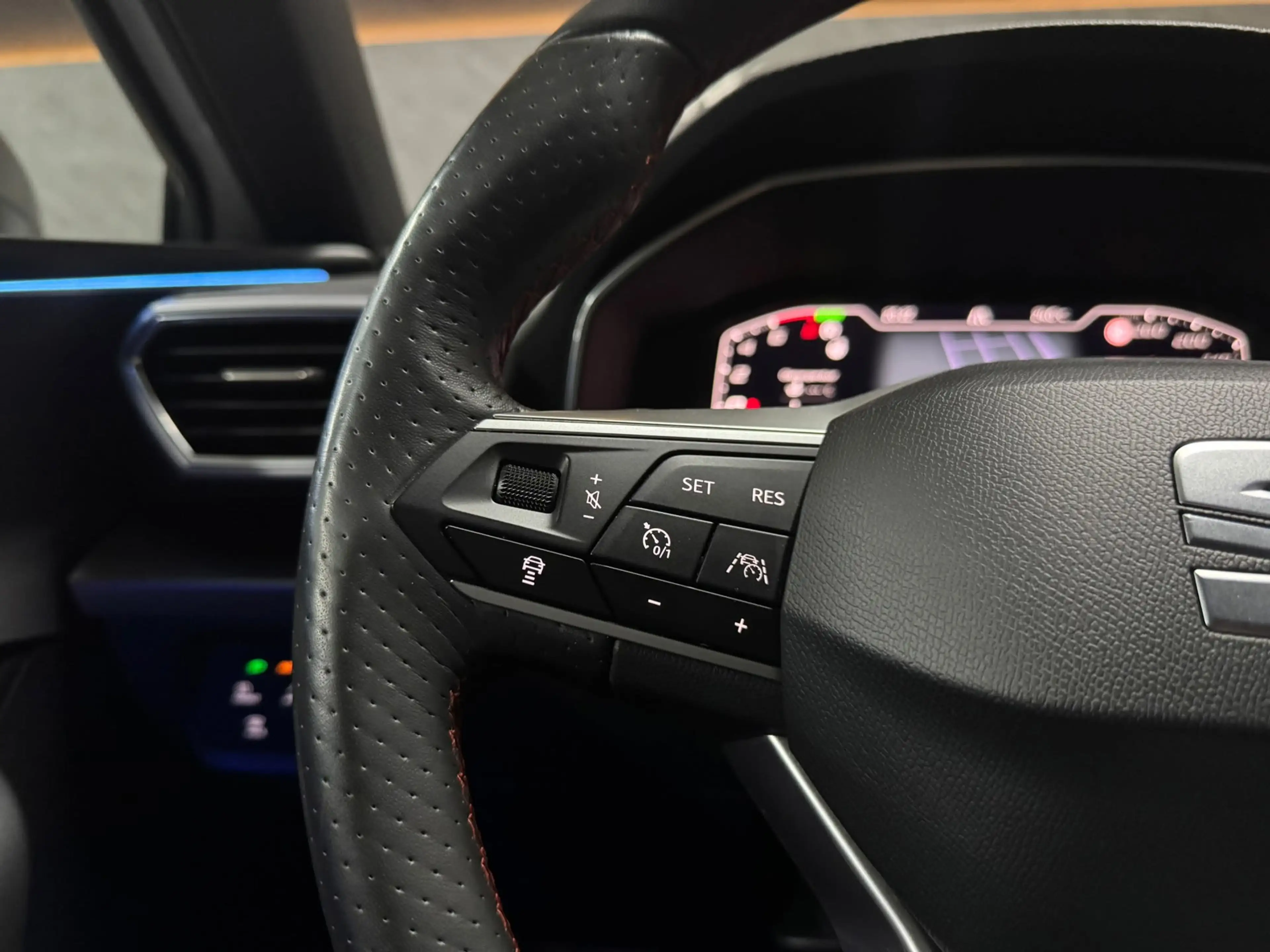 SEAT Leon 1.4 TSI FR eHybrid|Cam|Keyless|Memory|Sfeerv|Carpl — photo 19