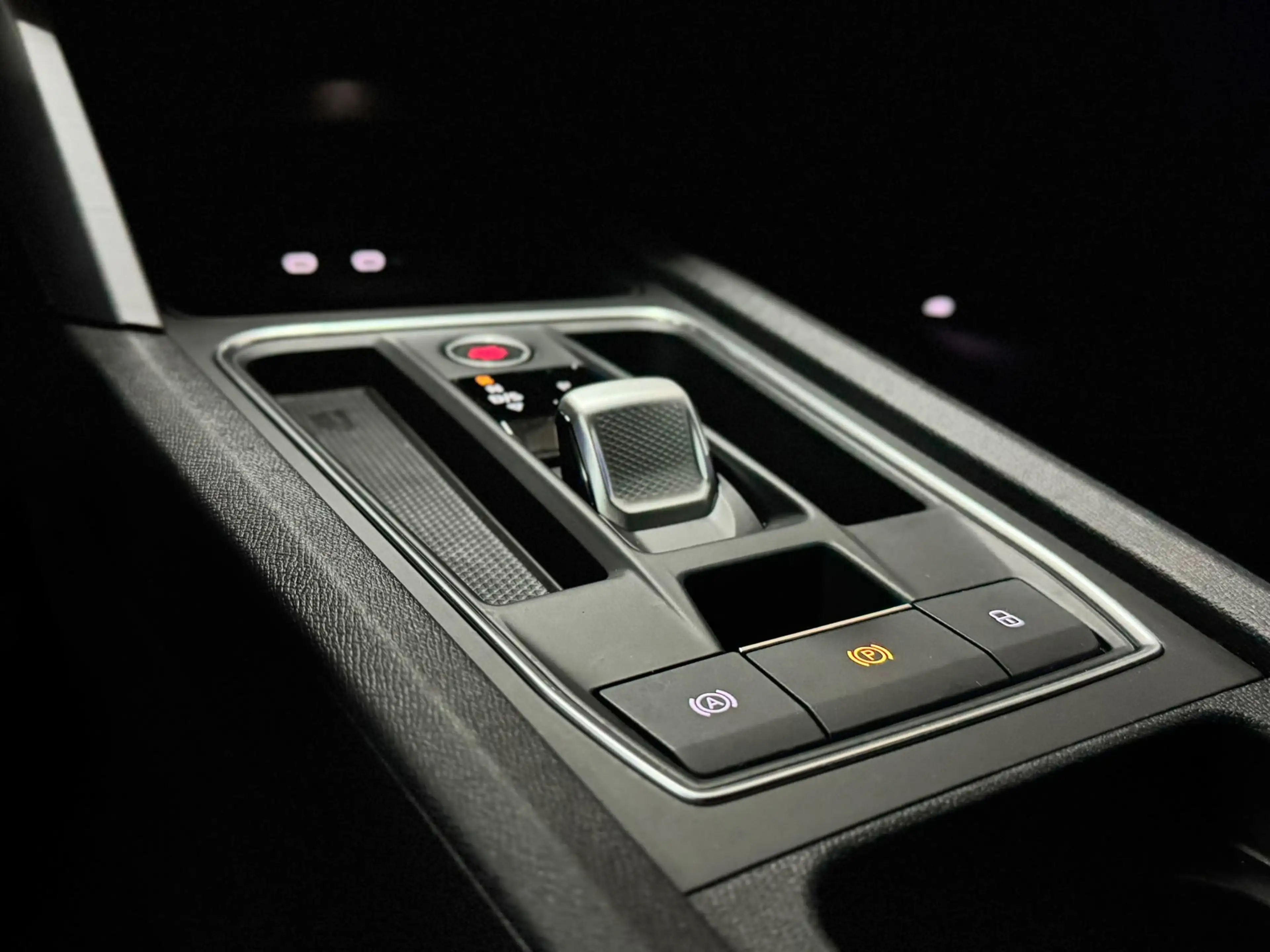 SEAT Leon 1.4 TSI FR eHybrid|Cam|Keyless|Memory|Sfeerv|Carpl — photo 33
