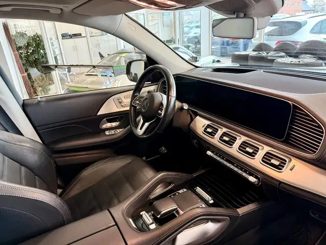 Mercedes-Benz Gle view 13
