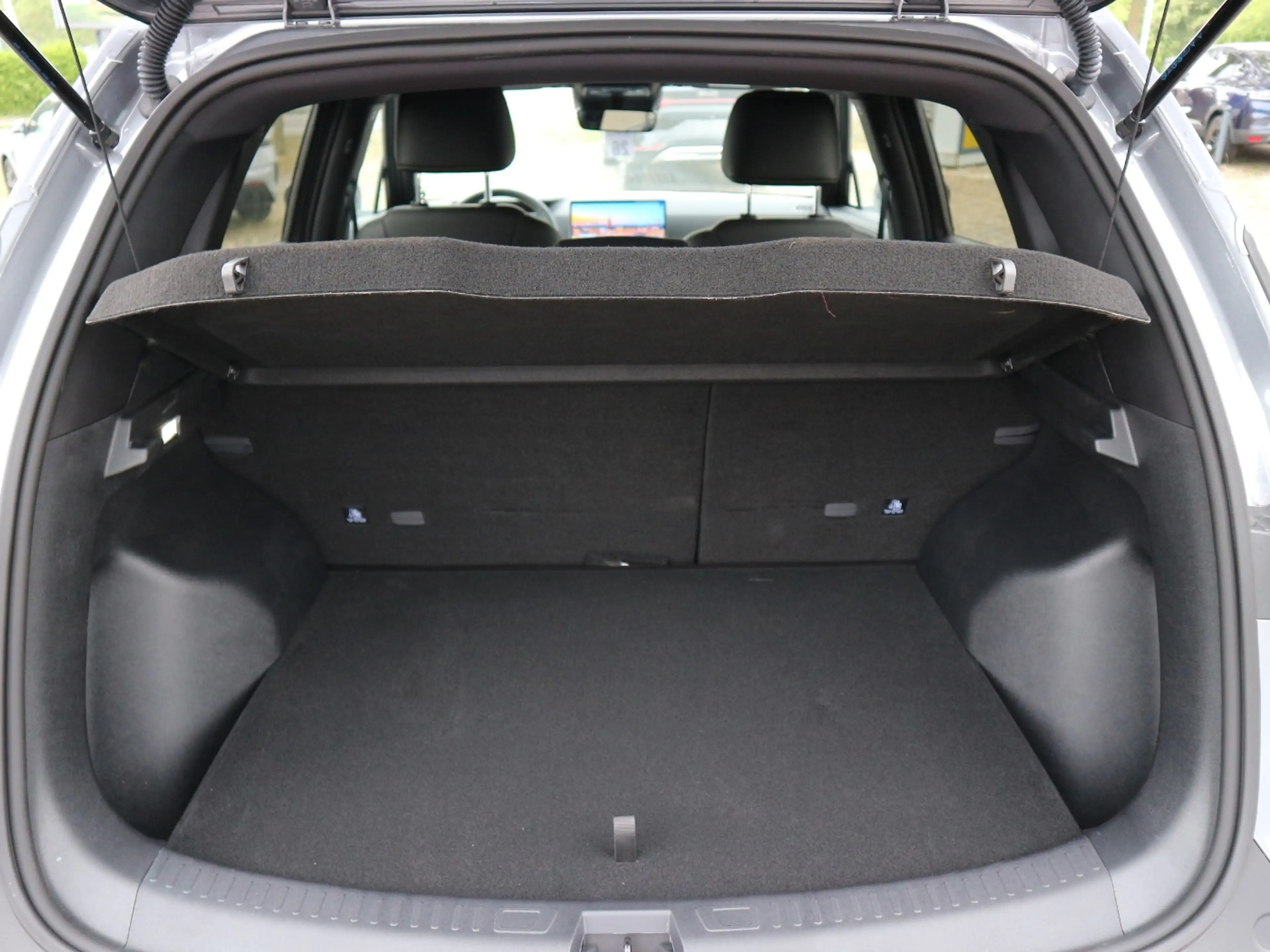 BYD Atto 2 DM-i Boost 360° LED Navi Pano SHZ Assist — photo 28