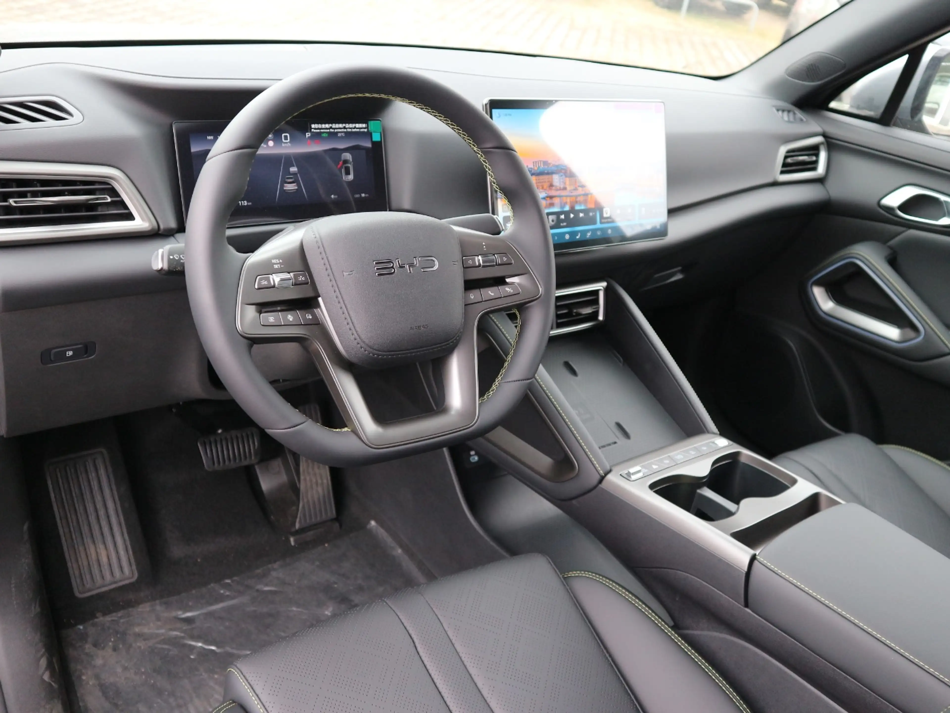 BYD Atto 2 DM-i Boost 360° LED Navi Pano SHZ Assist — photo 17