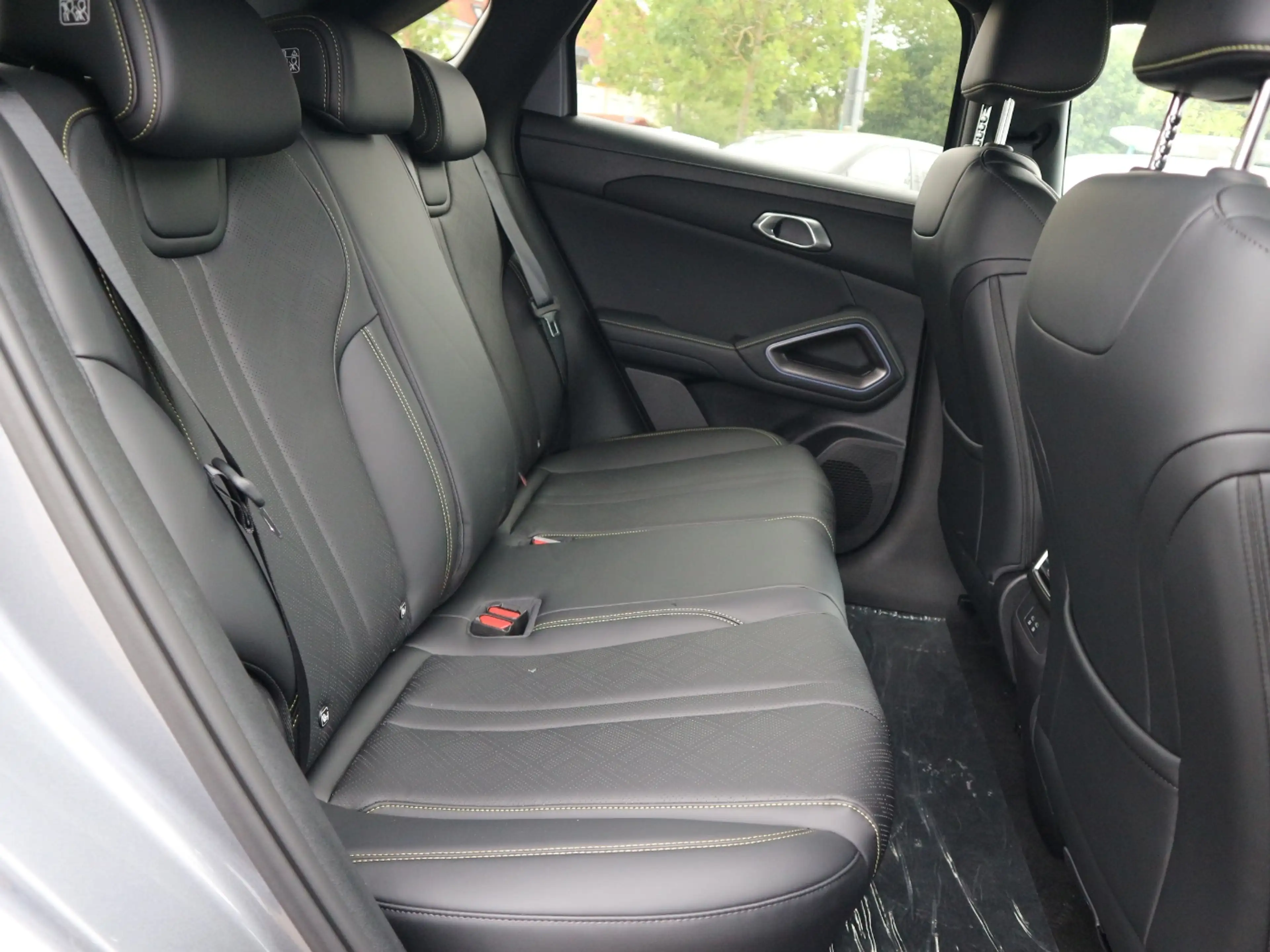 BYD Atto 2 DM-i Boost 360° LED Navi Pano SHZ Assist — photo 24