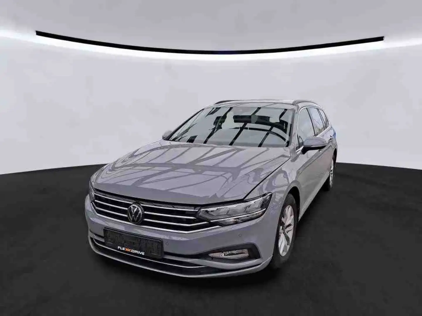 Volkswagen Passat Variant 2.0 TDI DSG BUSINESS +LED +ACC +RKAM +NAVI +SHZ + Grau - 2