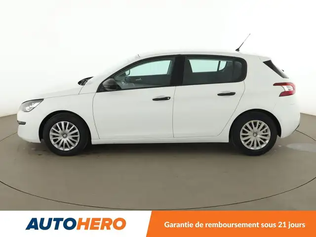 Peugeot 308 view 3