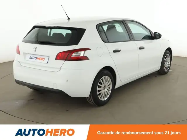 Peugeot 308 view 6