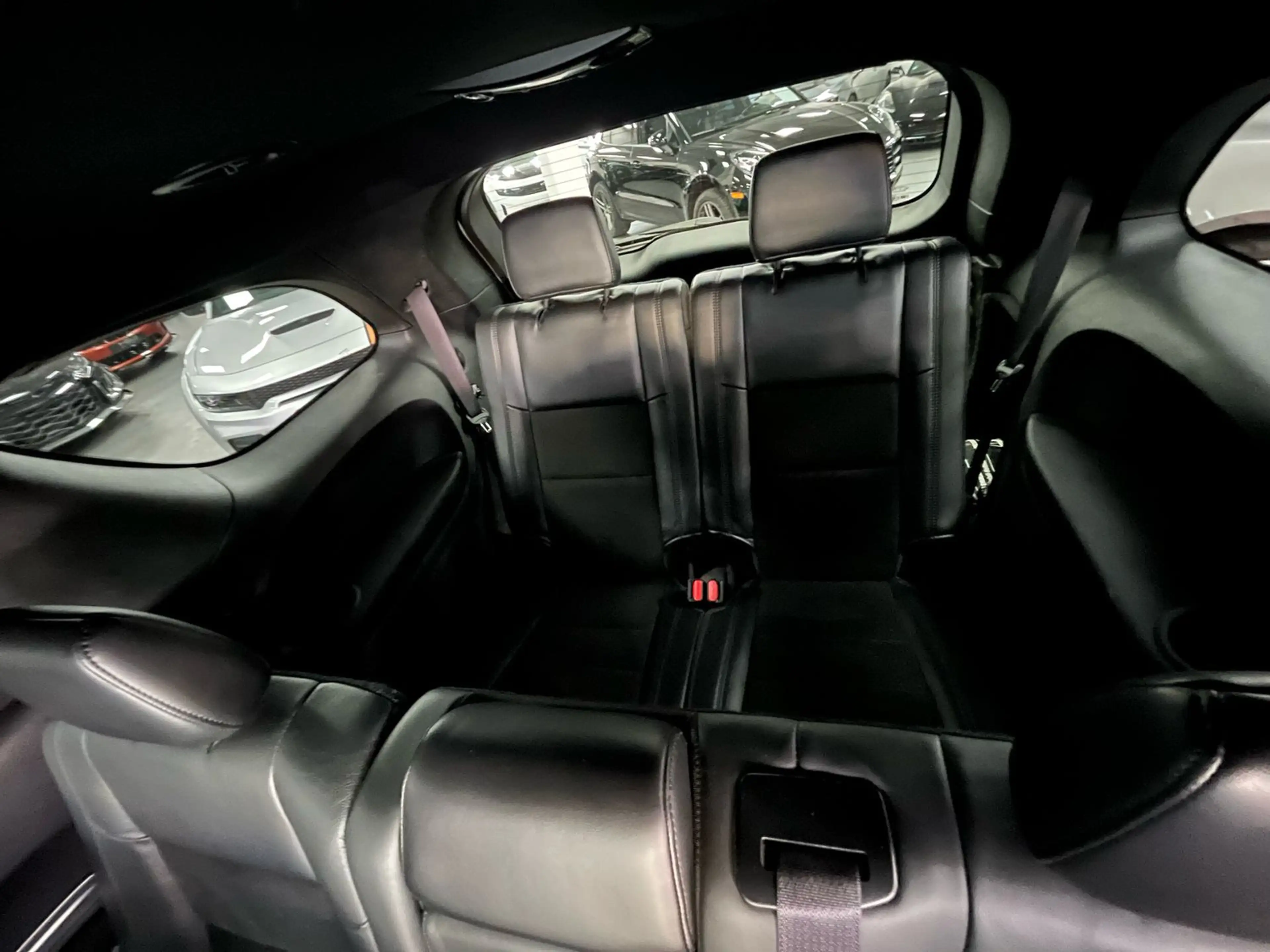 Dodge Durango 3,6l V6 *7-SITZE / KAMERA/4x4* — photo 13