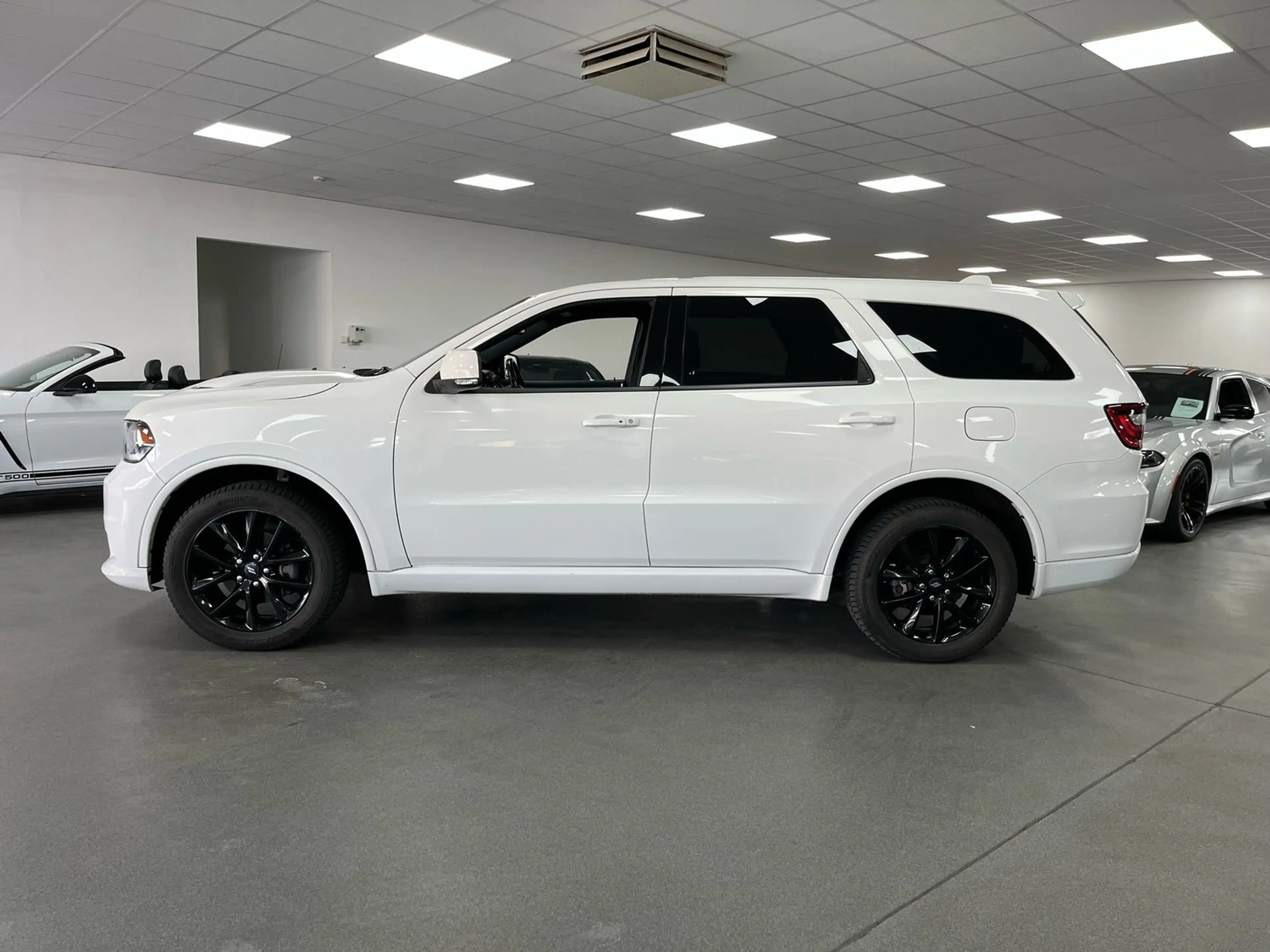 Dodge Durango 3,6l V6 *7-SITZE / KAMERA/4x4* — photo 6