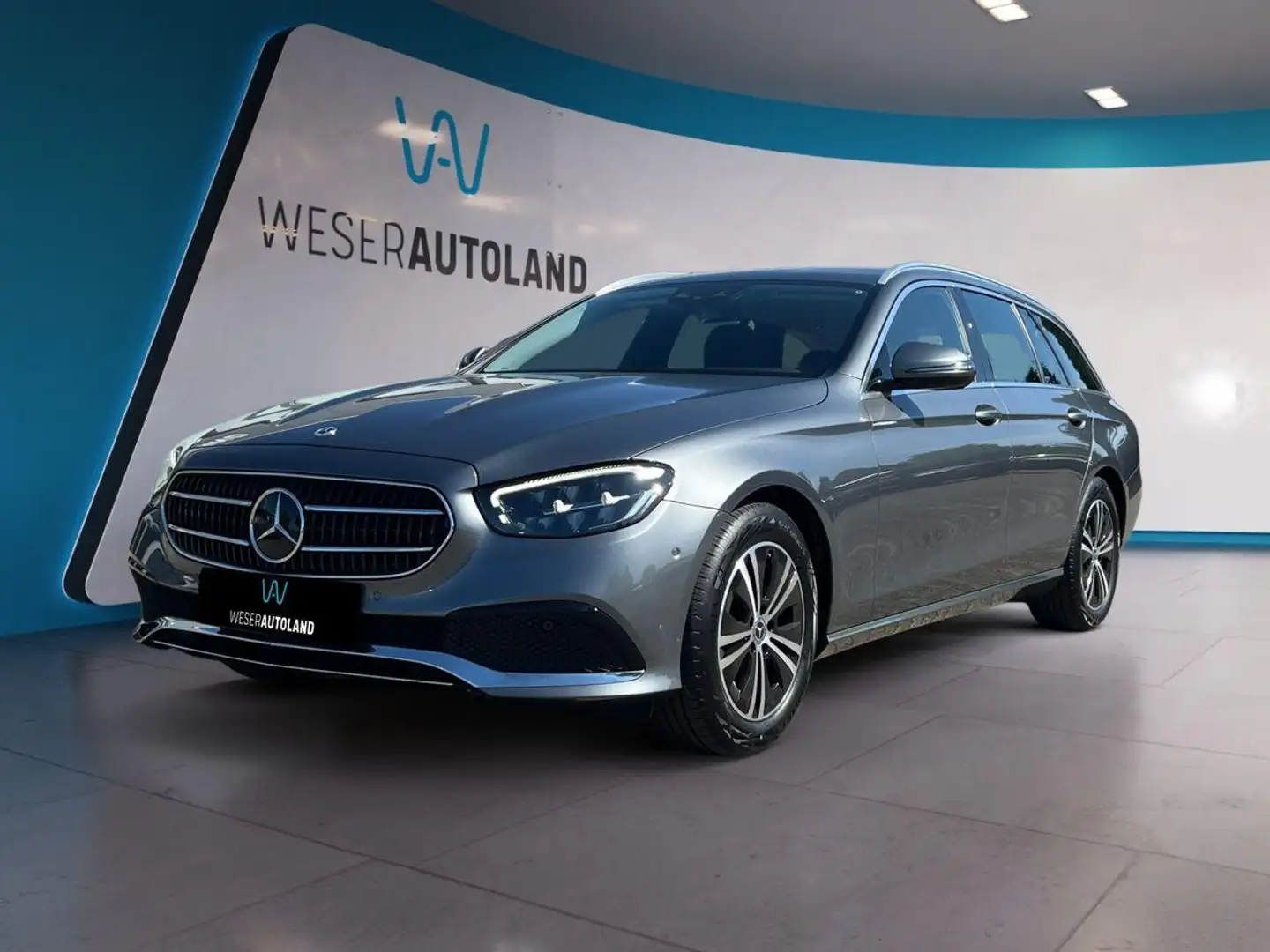 Mercedes-Benz E 200 T Avantgarde DISTRONIC TOTWINKEL AHK WIDE Grau - 1
