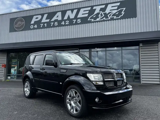 Dodge Nitro 2.8 L CRD 177 CV 4x4 R/T Boite Auto