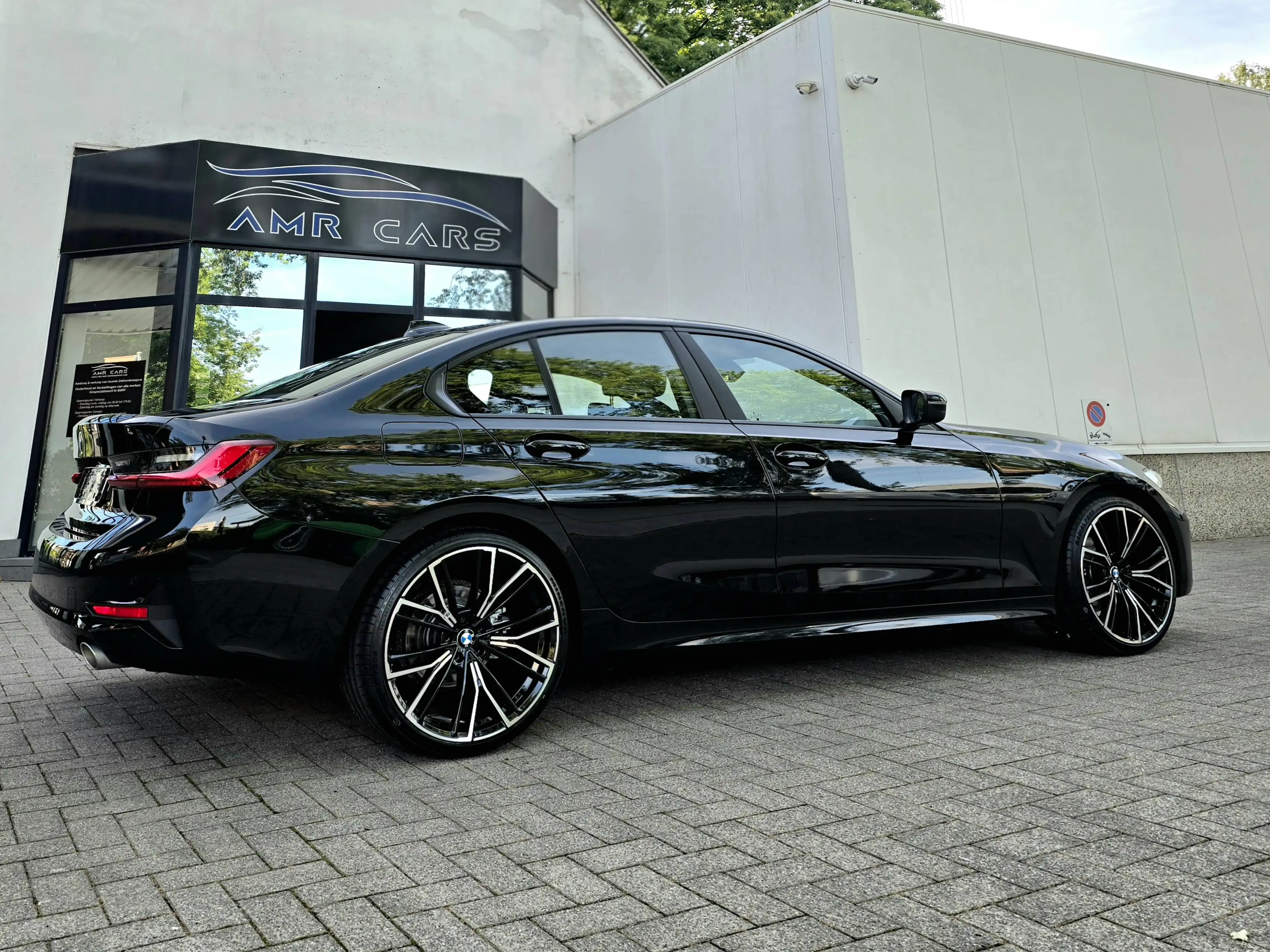 BMW 316 316DA 2.0D Sportseats-Virtual Cockpit-Geperforeerd leder-LED-Ambiance Light enz. — photo 15