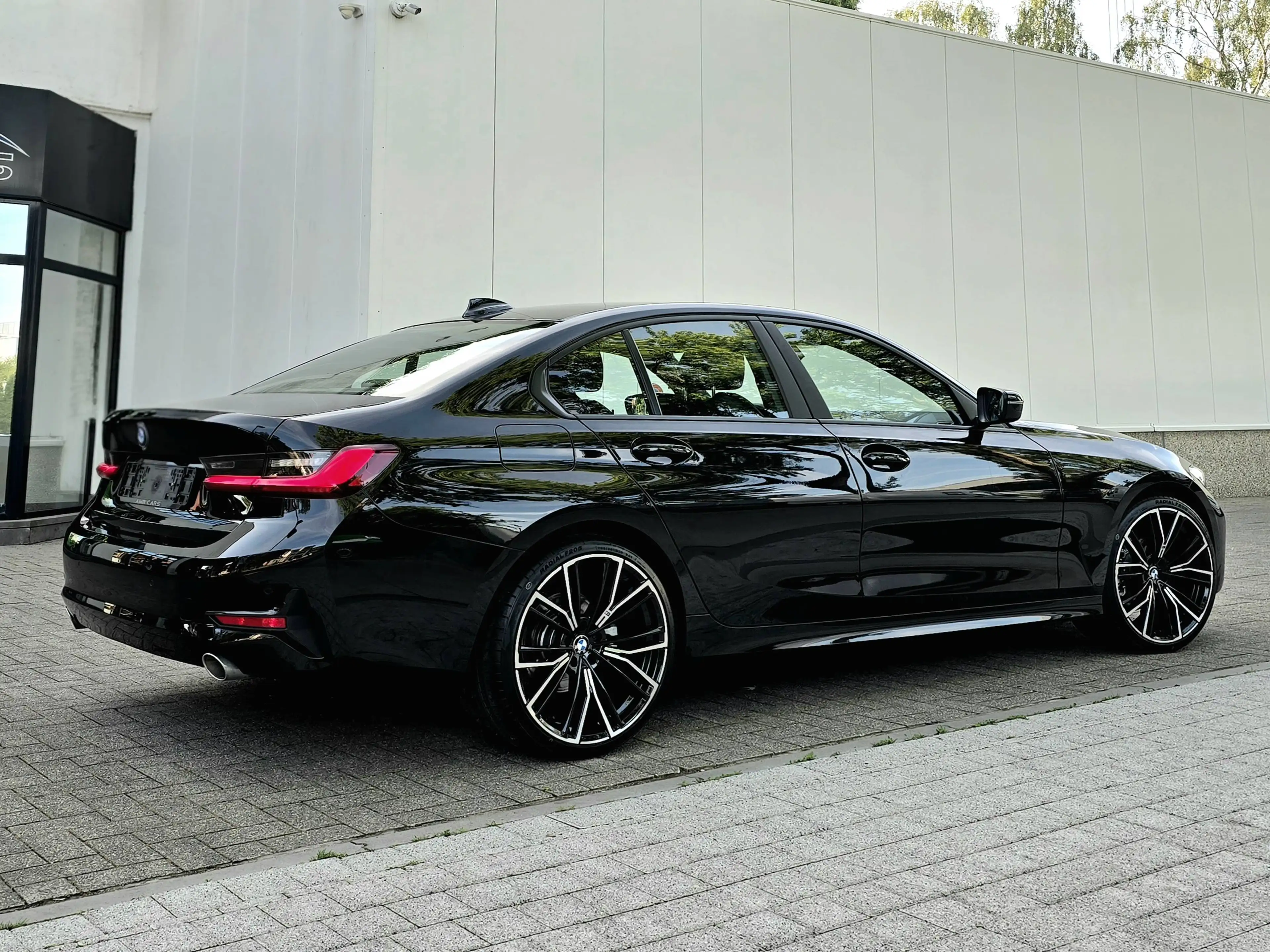 BMW 316 316DA 2.0D Sportseats-Virtual Cockpit-Geperforeerd leder-LED-Ambiance Light enz. — photo 11