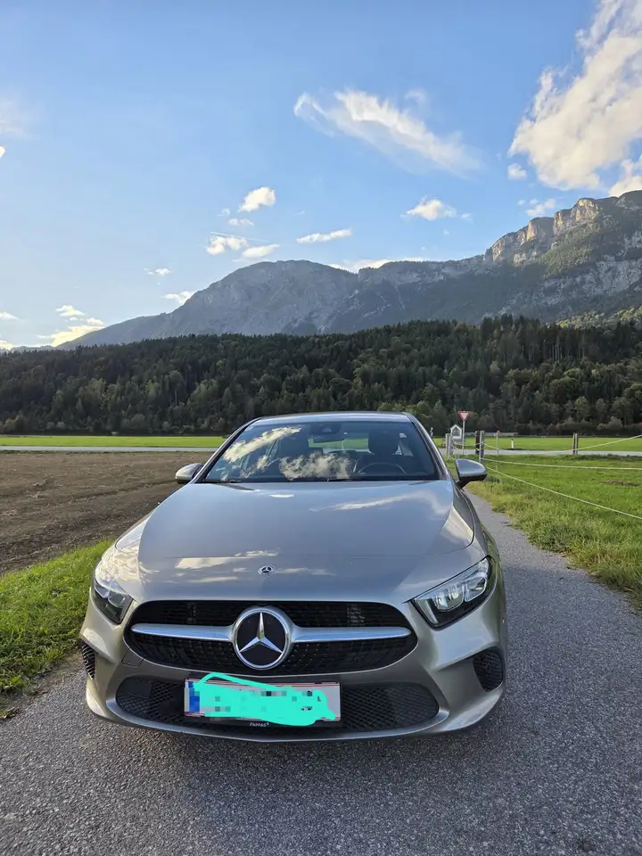 Mercedes-Benz 180